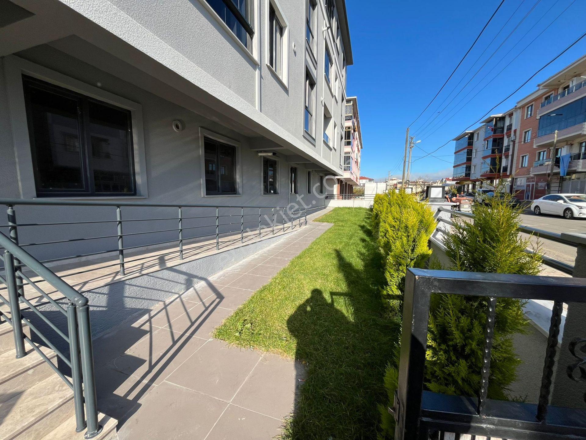 Remax Land'ten Sağlık Mah.de Sıfır 2+1 Ara Katda Satılık Daire - Görsel 2