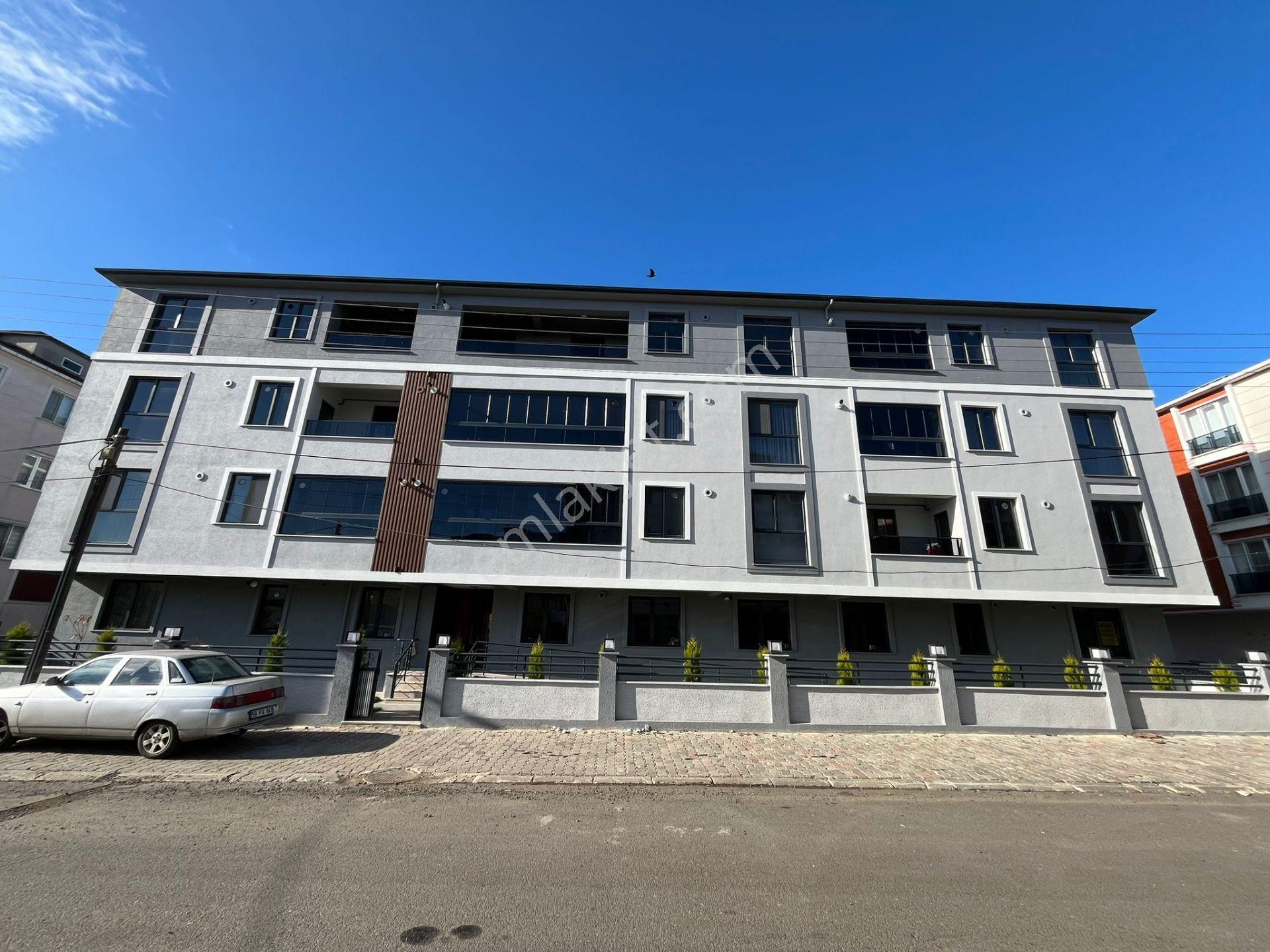 Remax Land'ten Sağlık Mah.de Sıfır 2+1 Ara Katda Satılık Daire