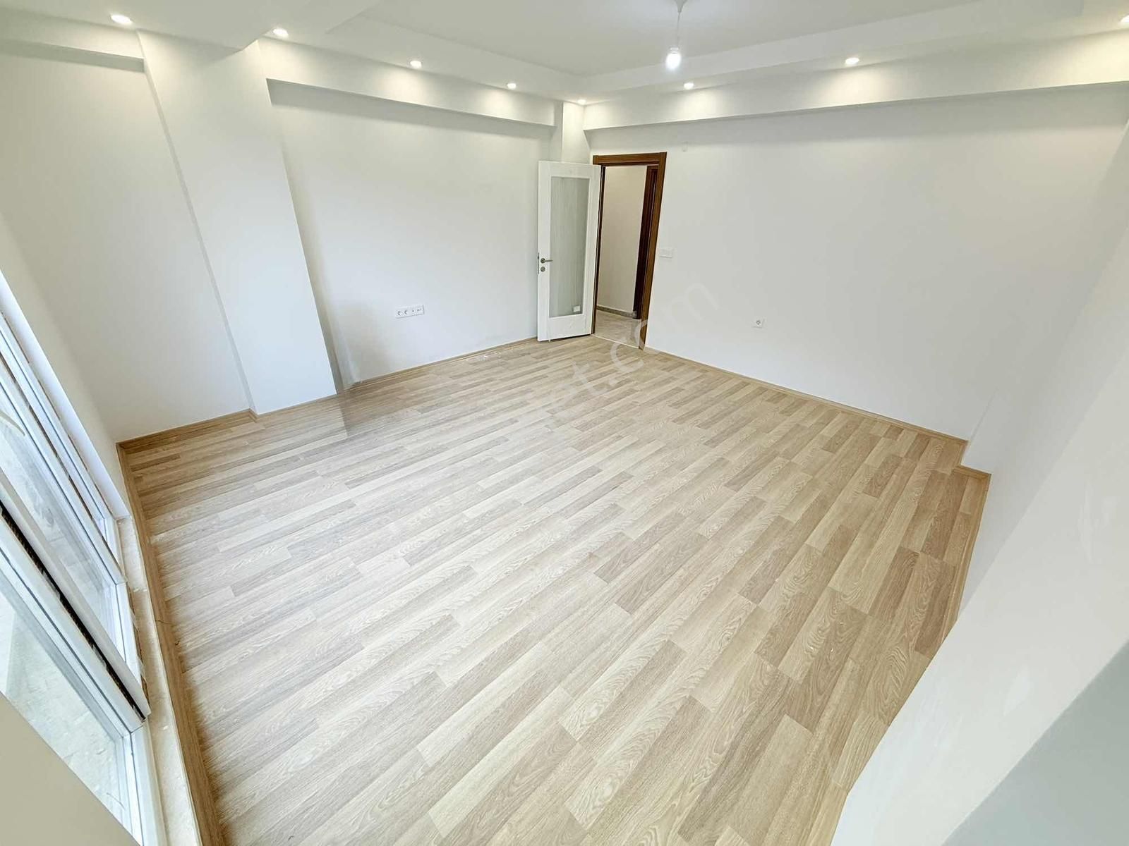 Pusula İnşaat'tan Cebeci Mah 3+1 120 M2 Ebeveyn Banyolu Ara Kat - Görsel 3