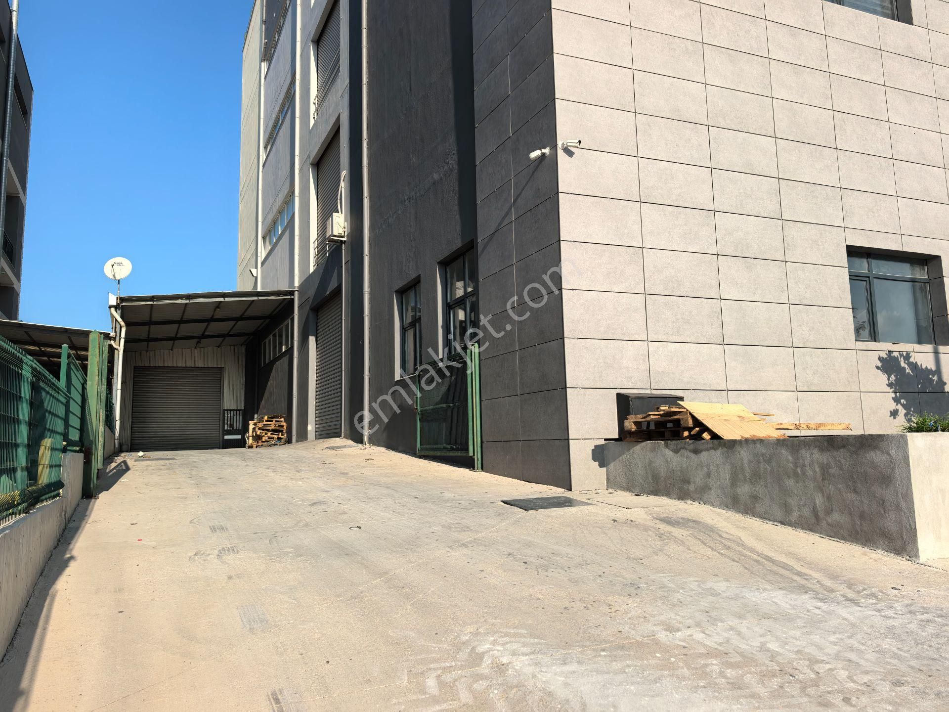 Buca Osb Begos Zemin Kat 1200 M² Kiralık Depo İşyeri - Görsel 10