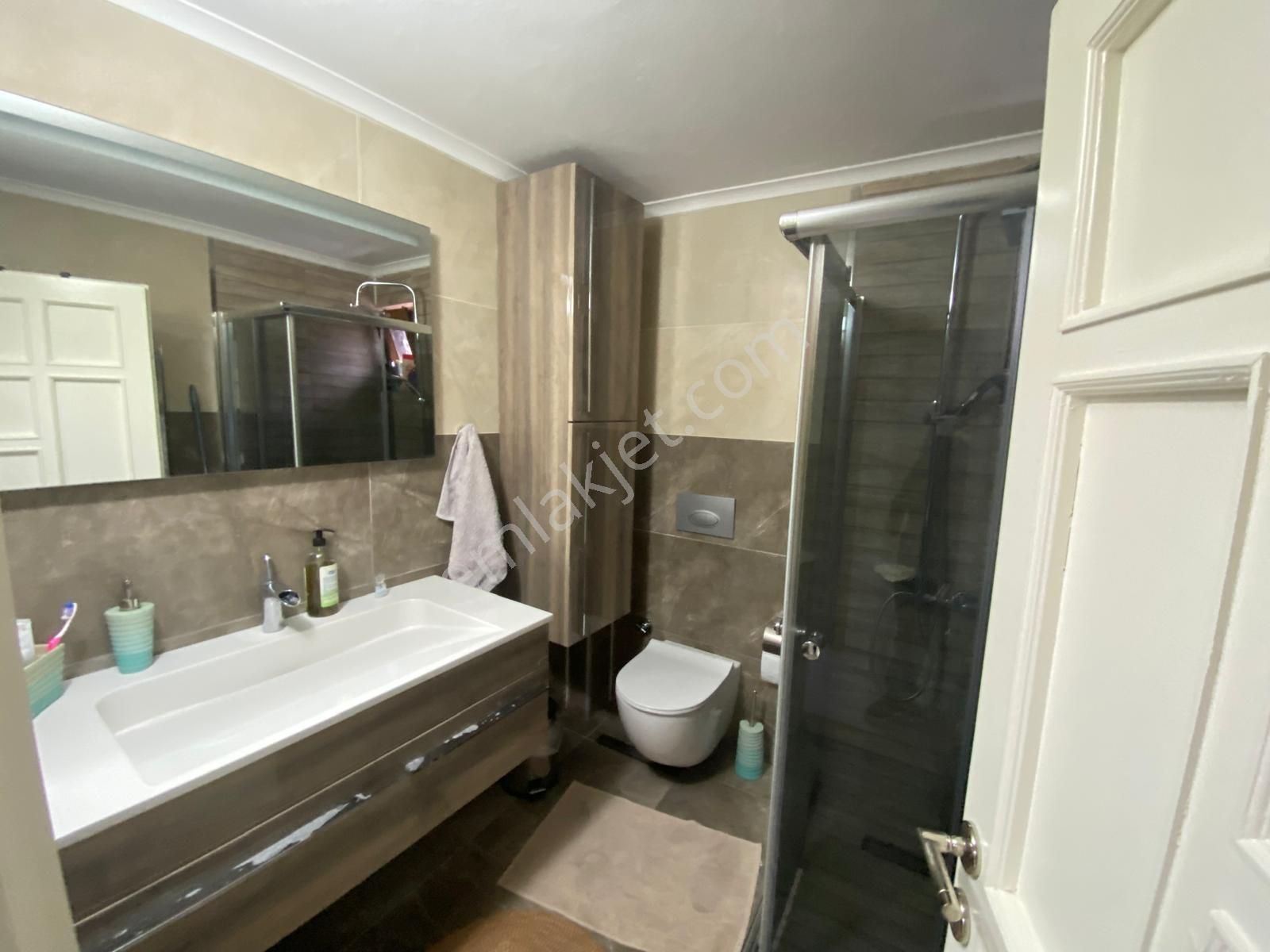 Trabzon'da Kiralık 2+1 Eşyalı Daire - Görsel 12