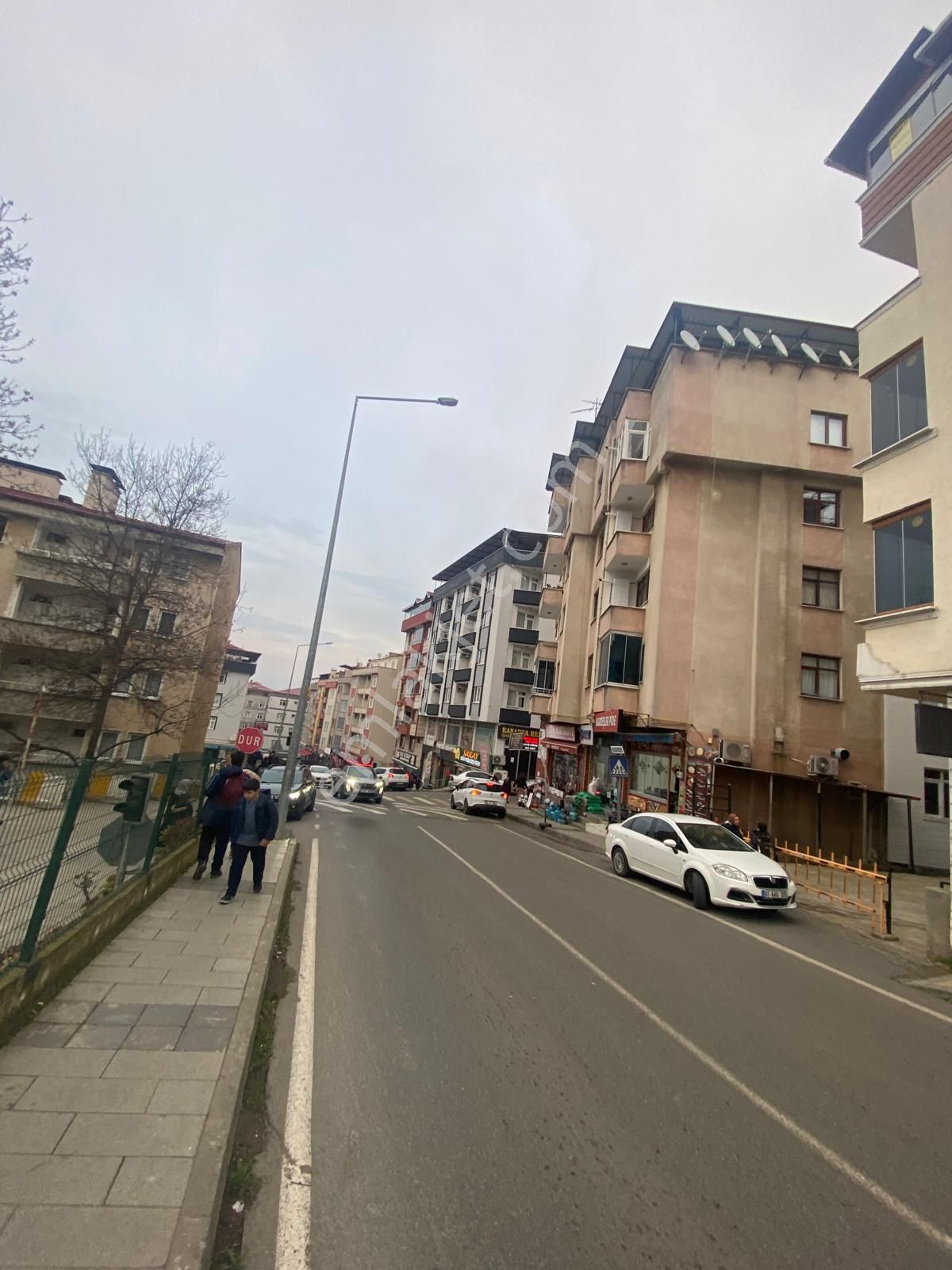 Trabzon'da Kiralık 2+1 Eşyalı Daire - Görsel 17