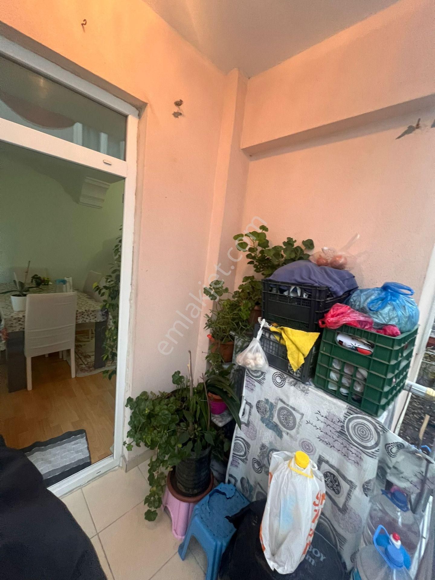 Avcılar Cihangir De 2+1 1 Kat Satılık Daire - Görsel 4