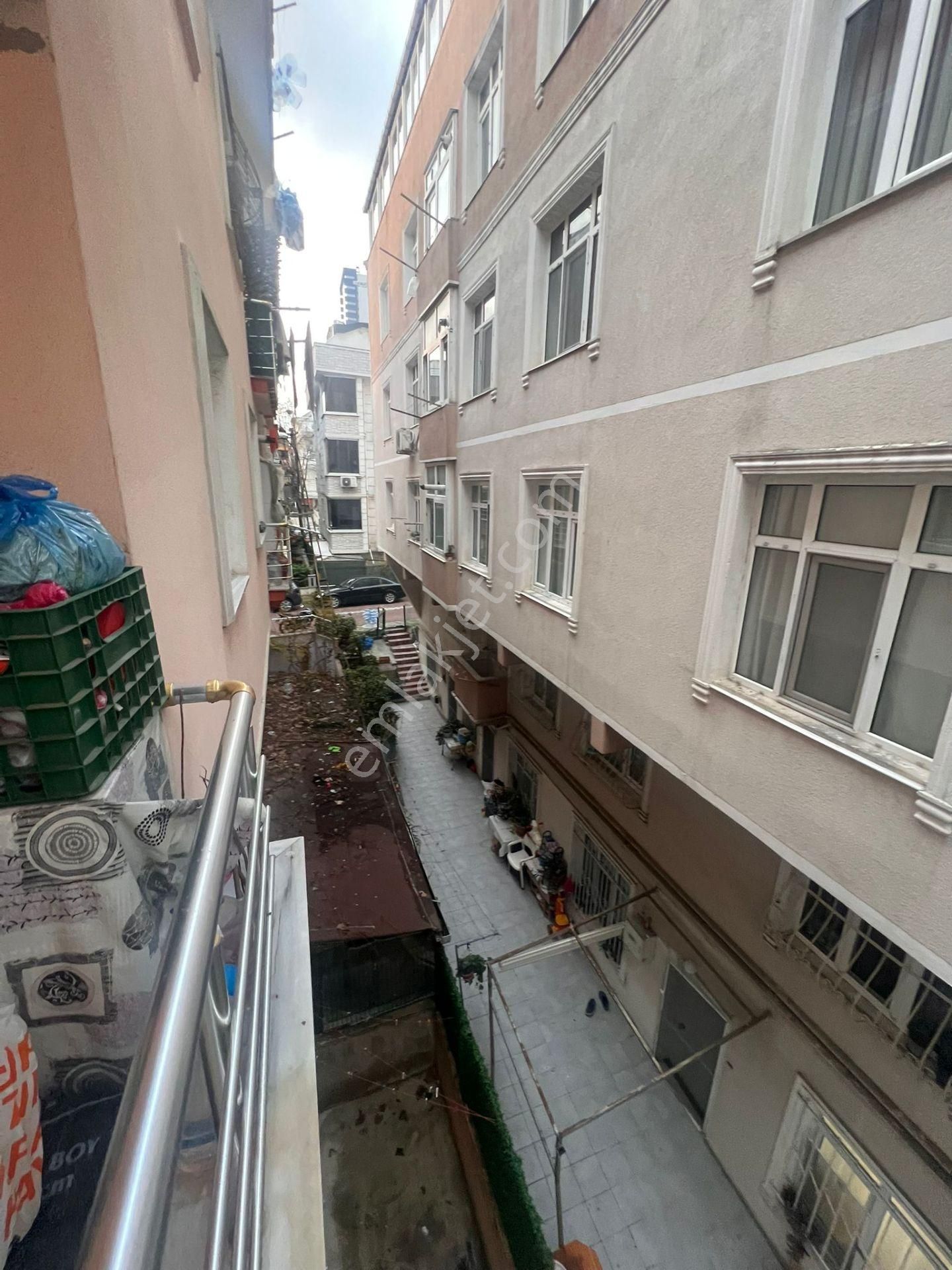 Avcılar Cihangir De 2+1 1 Kat Satılık Daire - Görsel 21