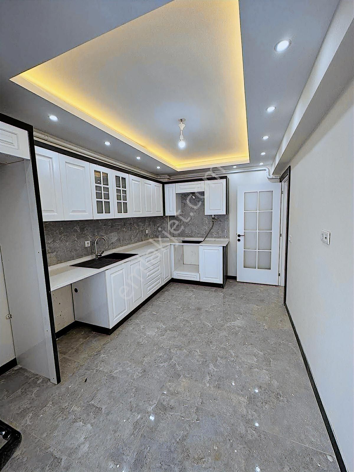 Torbalıda Site İçinde 2+1,3+1 Sıfır Daireler - Görsel 11