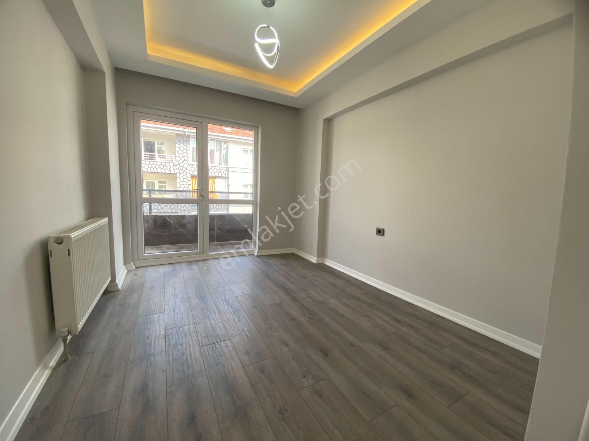 Süvari Mh. Merkezi Konumda Cadde Yakını Ful Yapılı 3+1 Daire - Görsel 14