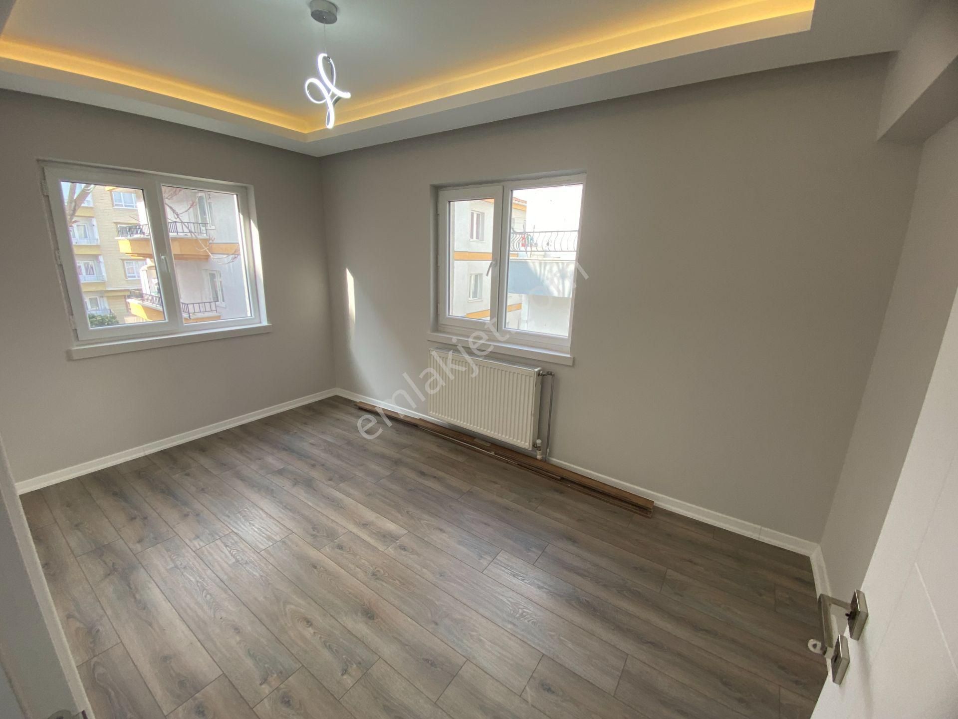 Süvari Mh. Merkezi Konumda Cadde Yakını Ful Yapılı 3+1 Daire - Görsel 16