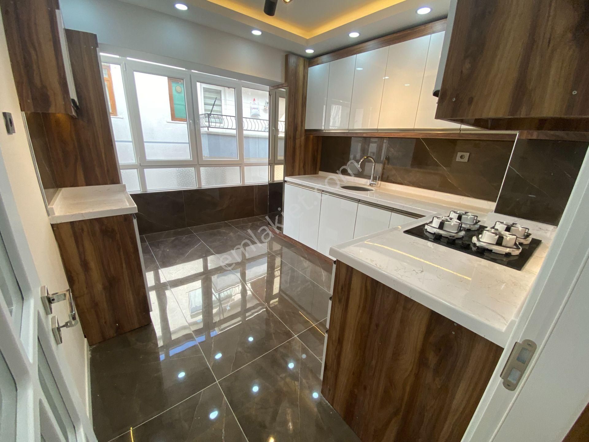 Süvari Mh. Merkezi Konumda Cadde Yakını Ful Yapılı 3+1 Daire - Görsel 5