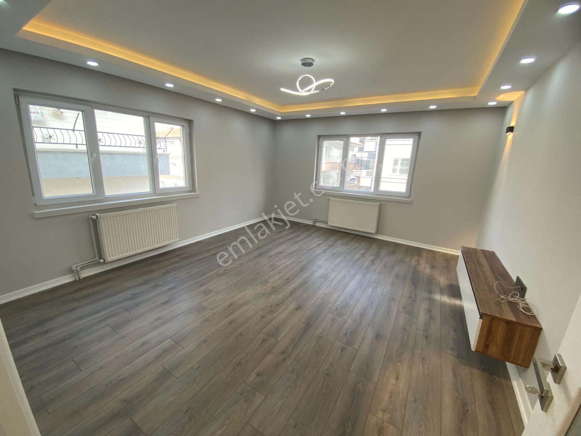 Süvari Mh. Merkezi Konumda Cadde Yakını Ful Yapılı 3+1 Daire - Görsel 12