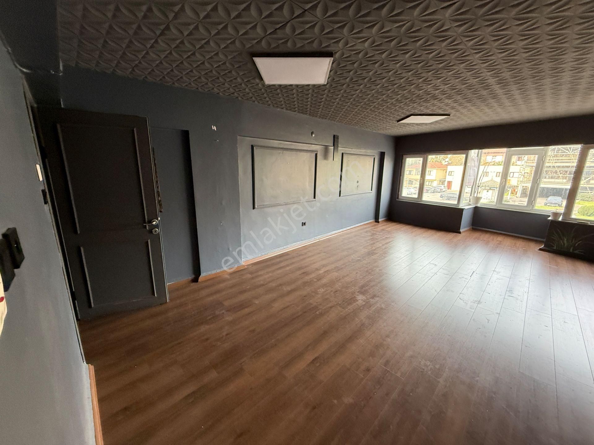 Yankı'dan Söğütlü Çeşme Cad. Üzeri 1+0 Asansör+wc& 45 M2 Ofis - Görsel 17