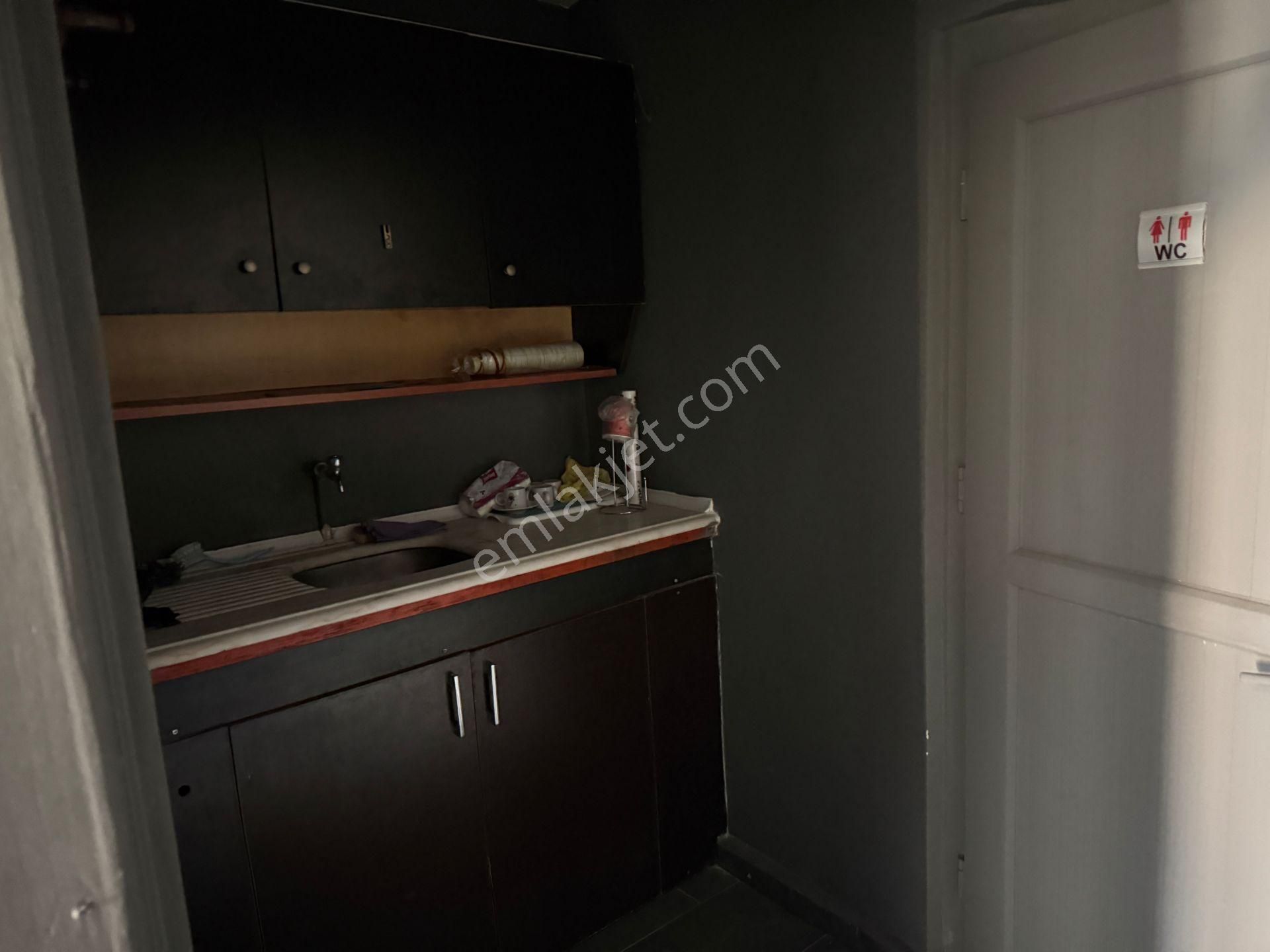 Yankı'dan Söğütlü Çeşme Cad. Üzeri 1+0 Asansör+wc& 45 M2 Ofis - Görsel 8