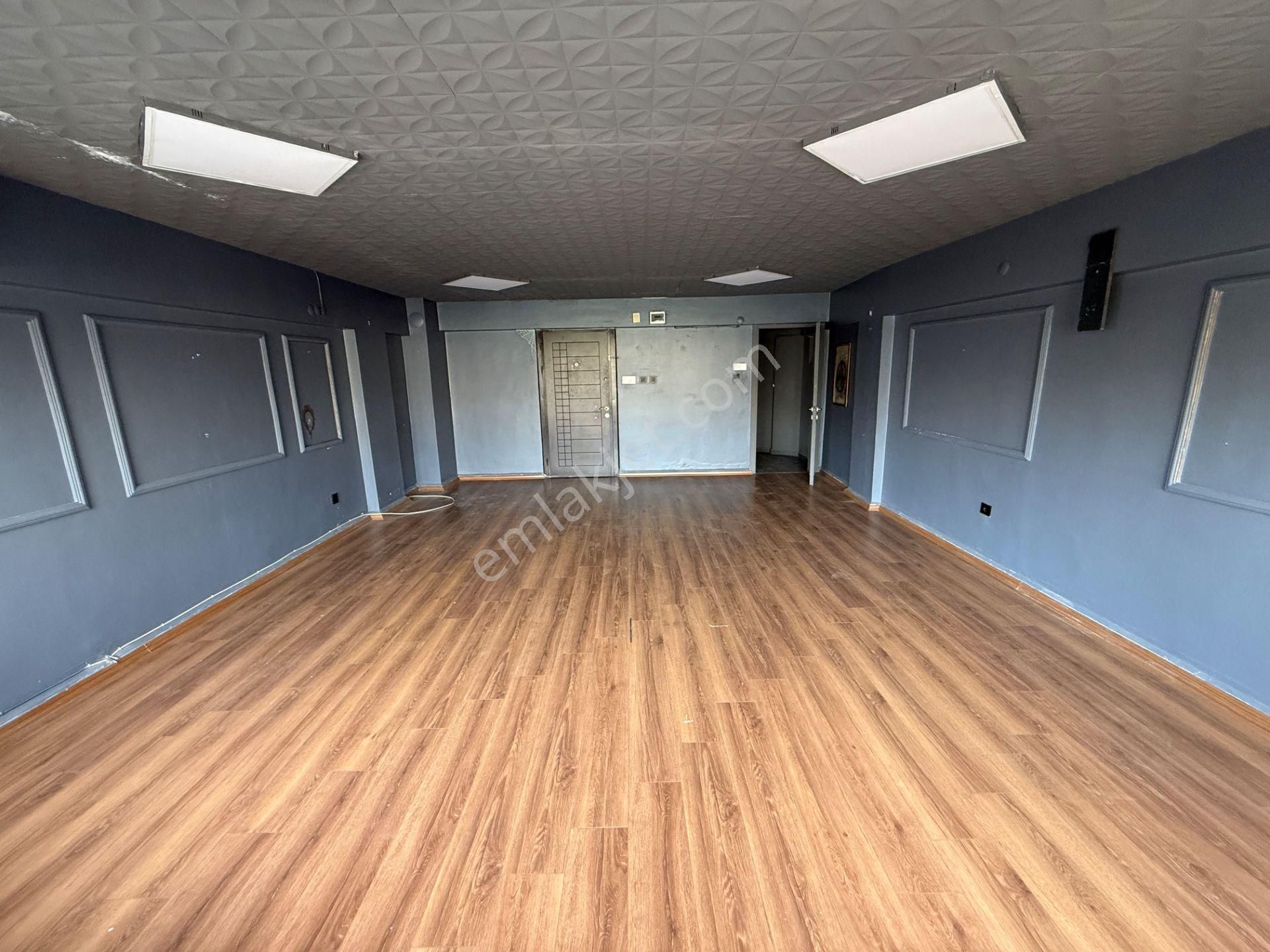 Yankı'dan Söğütlü Çeşme Cad. Üzeri 1+0 Asansör+wc& 45 M2 Ofis - Görsel 4