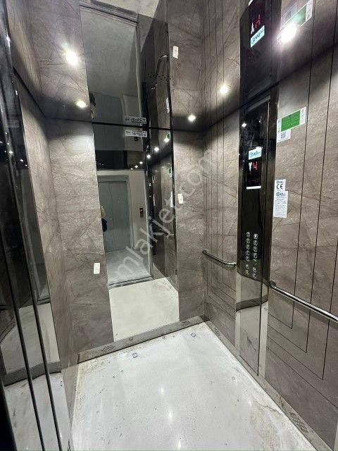 Bornova Merkezi Konumda 3+1 Satılık Sıfır Daire - Görsel 19