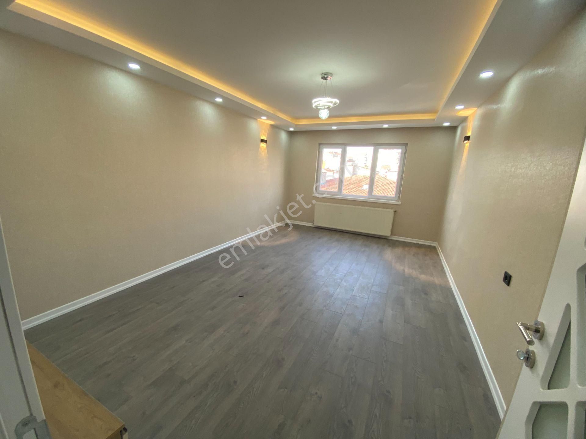 Etimesgut Süvari Mah Cadde Yakını Katta 3+1 Full Yapılı Fırsat - Görsel 7