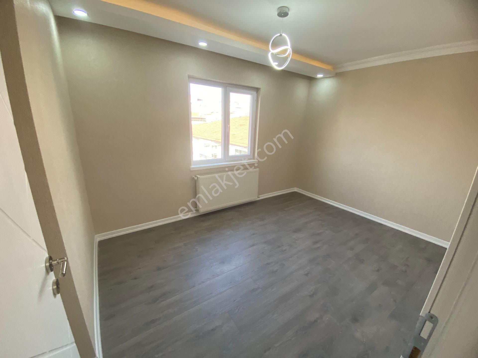 Etimesgut Süvari Mah Cadde Yakını Katta 3+1 Full Yapılı Fırsat - Görsel 19