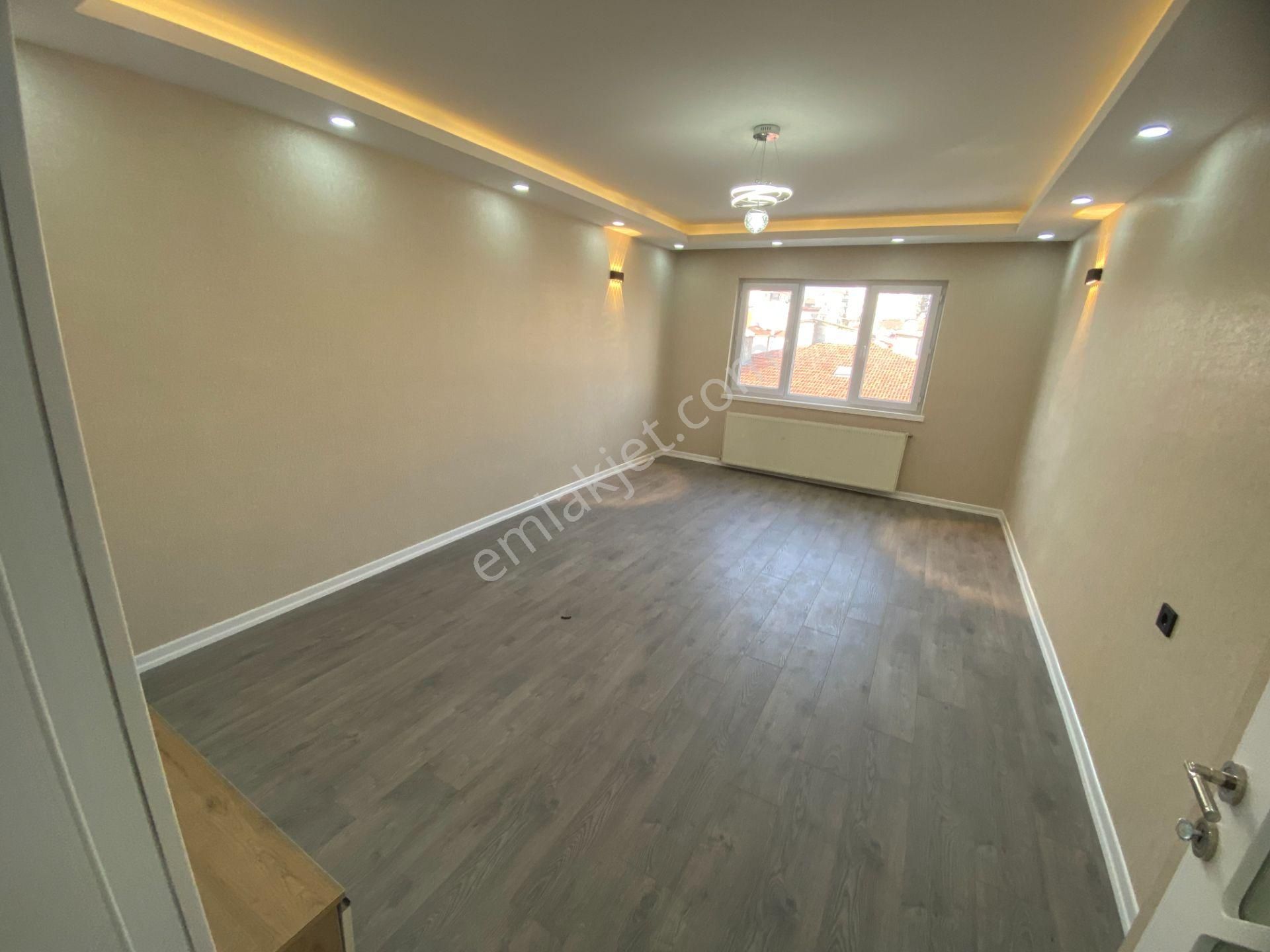 Etimesgut Süvari Mah Cadde Yakını Katta 3+1 Full Yapılı Fırsat - Görsel 15