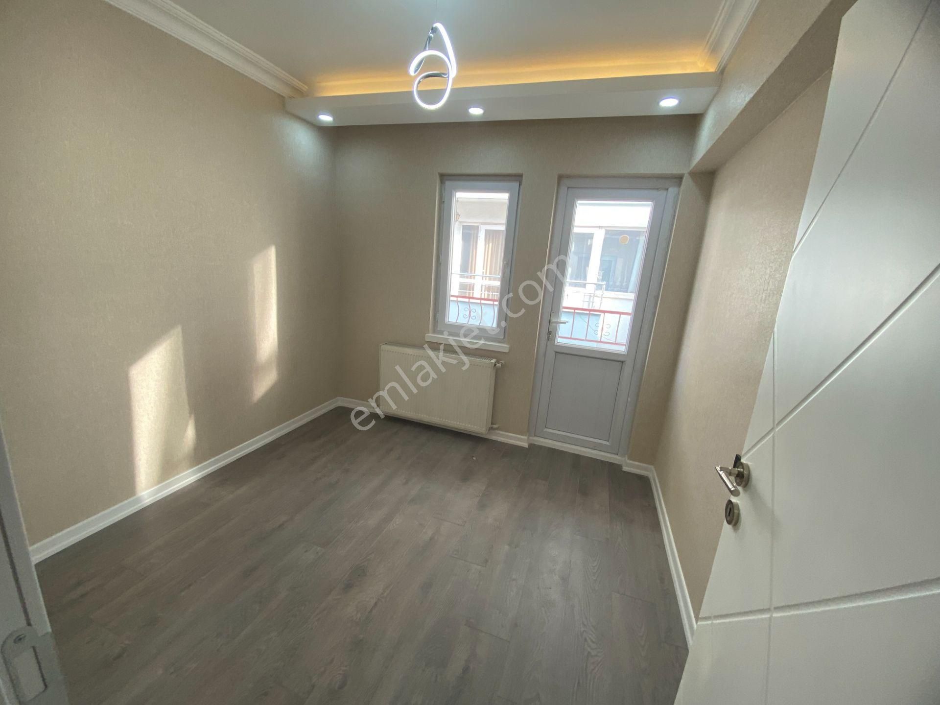 Etimesgut Süvari Mah Cadde Yakını Katta 3+1 Full Yapılı Fırsat - Görsel 17