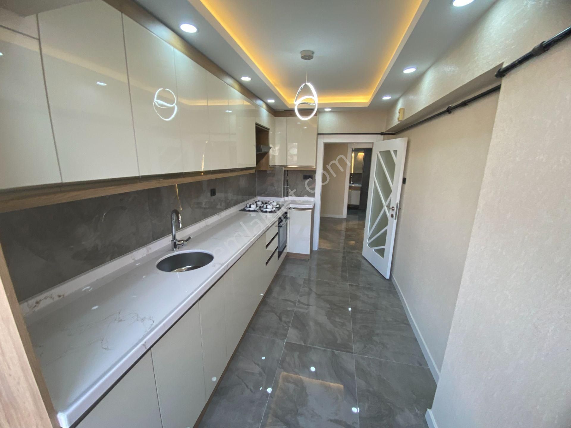 Etimesgut Süvari Mah Cadde Yakını Katta 3+1 Full Yapılı Fırsat - Görsel 12