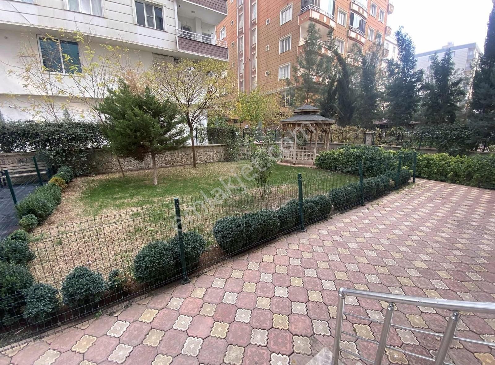 Marev Emlaktan Satılık Geniş 4+1 Daire - Görsel 9