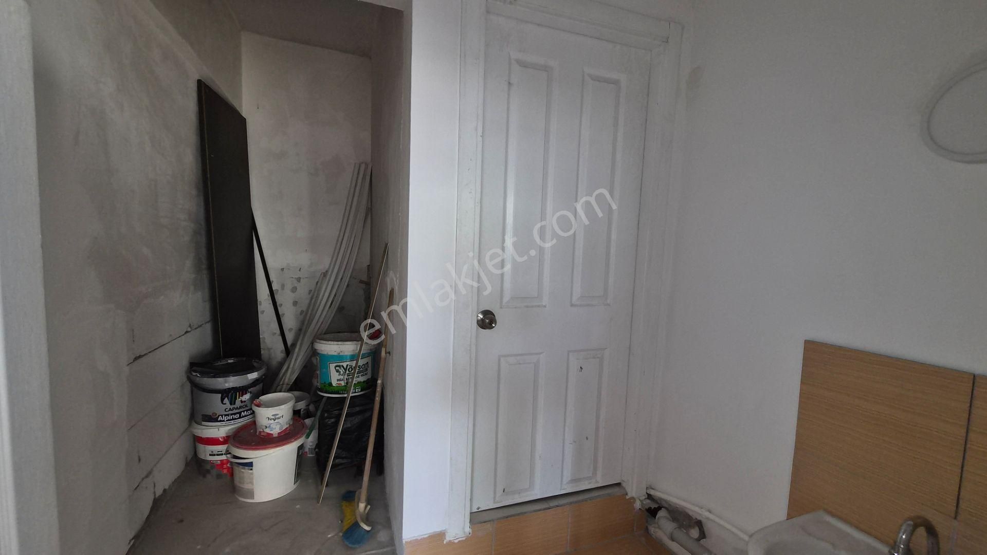 Kent Emlaktan Abidin Paşada 68 Metre Satılık Dükkan - Görsel 8