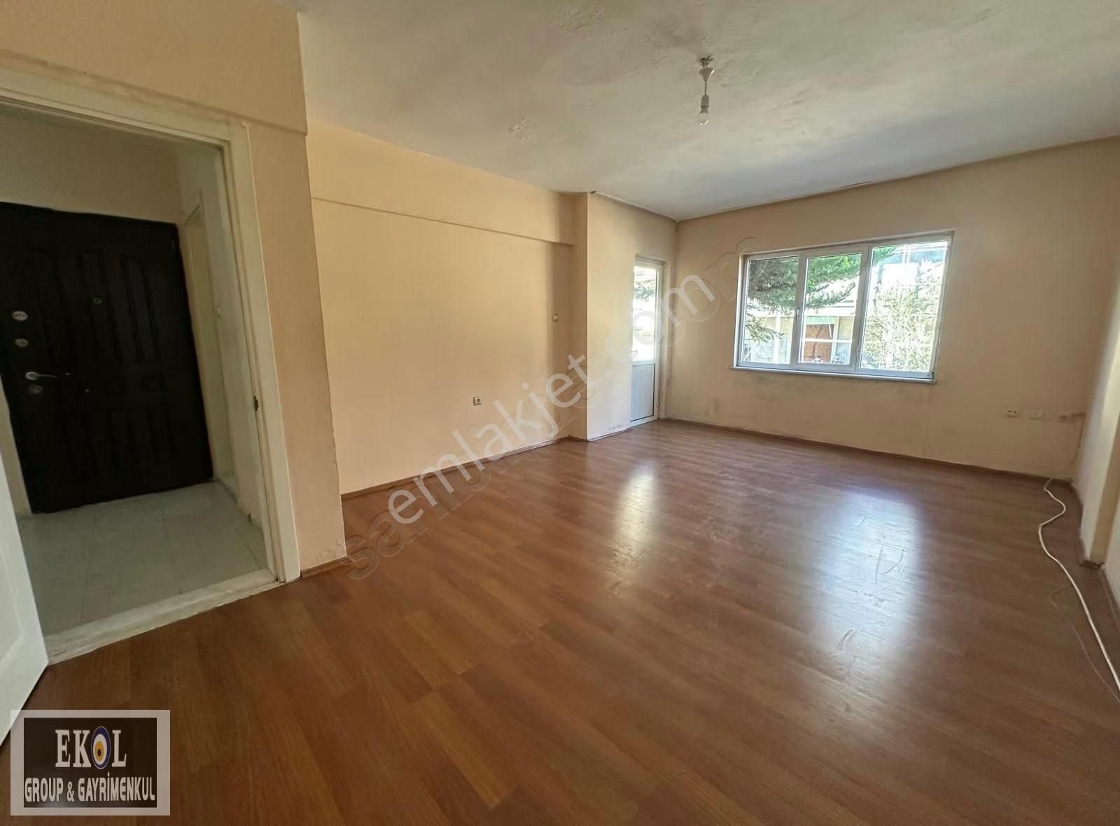 Didim Satılık Altnkumda Denize 200m 2+1 Ayrı Mutfak Arakat Yazlk