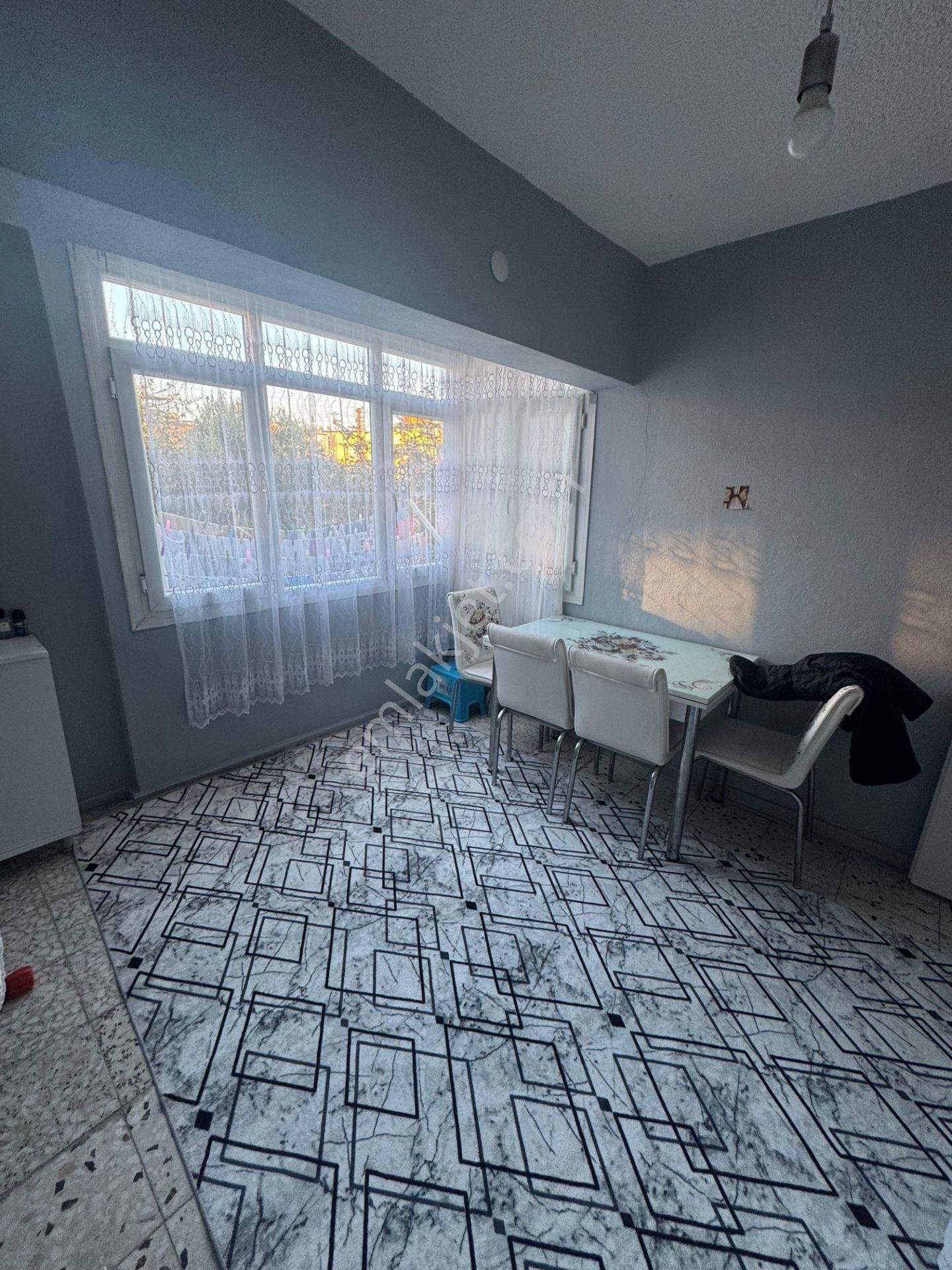 Satılık 2+1 Belediye Evlerin De Masrafsız 2150000 Tl.. - Görsel 5