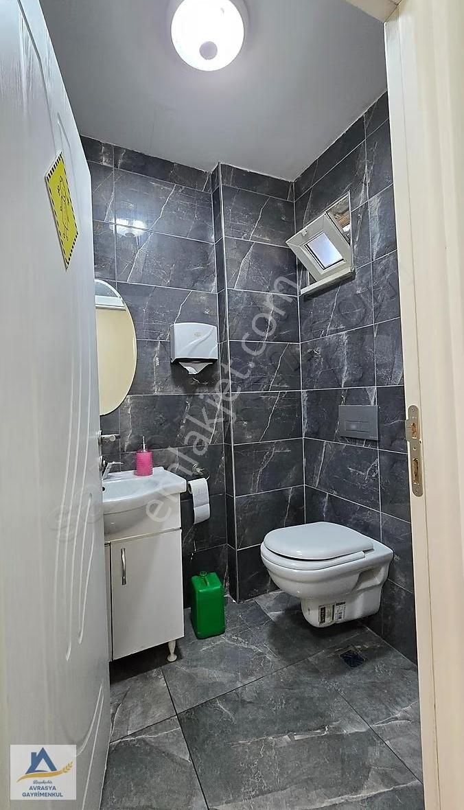 Başakşehir 1. Etap Arterium 1 Kiralık 140 M² Cadde Cephe Dükkan - Görsel 12
