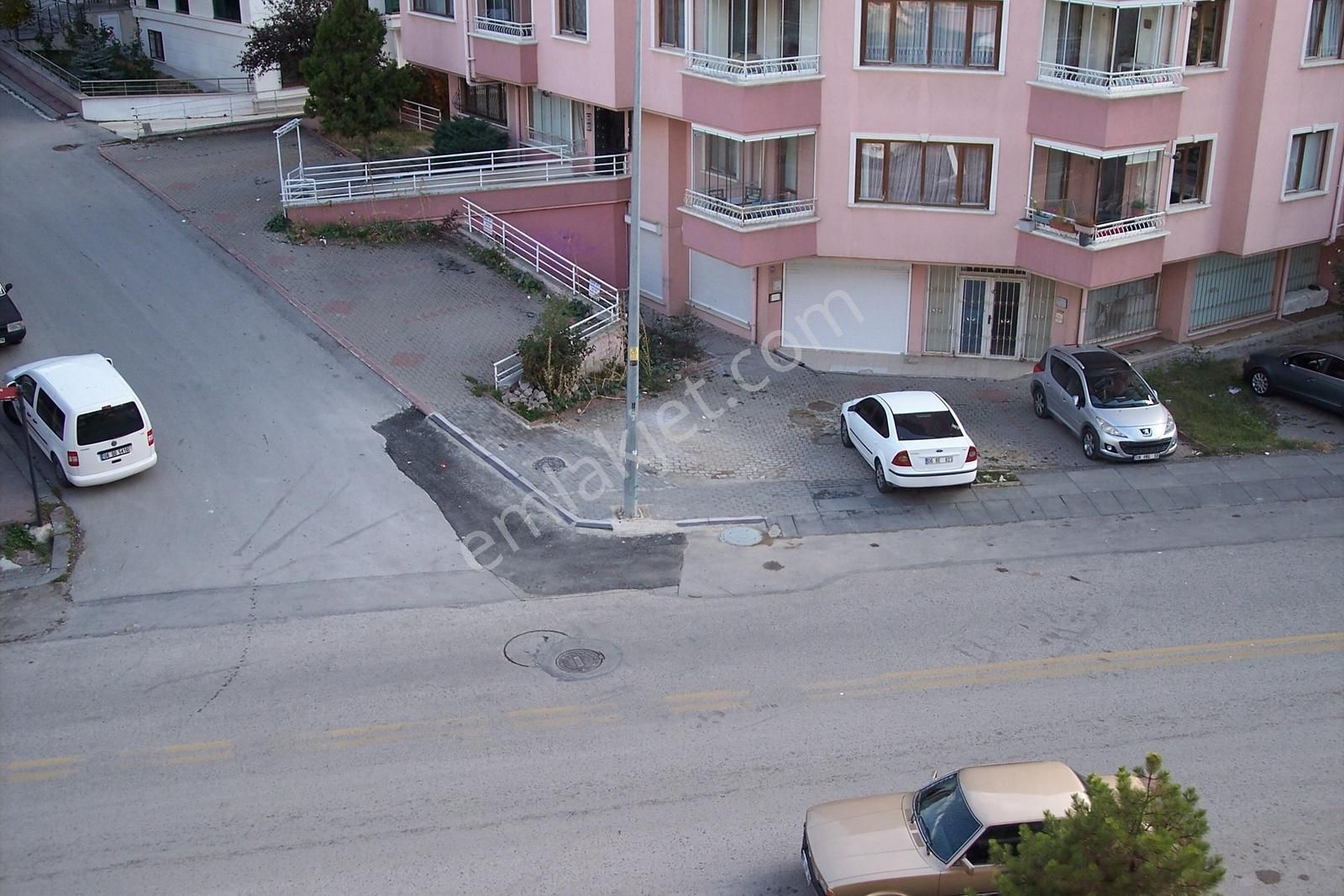 Kırkkonaklar Cadde Üzerinde 5+1 280m2 Bakımlı Dubleks Daire - Görsel 9