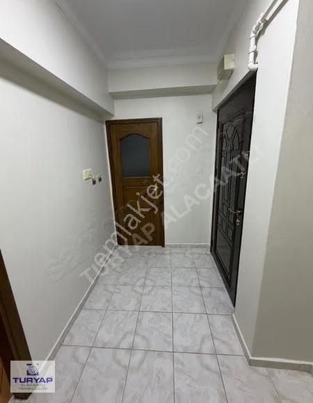 Turyap'tan Tuzla Postane Mahallesi Sahile 100 Mt Kullanışlı 3+1 - Görsel 11