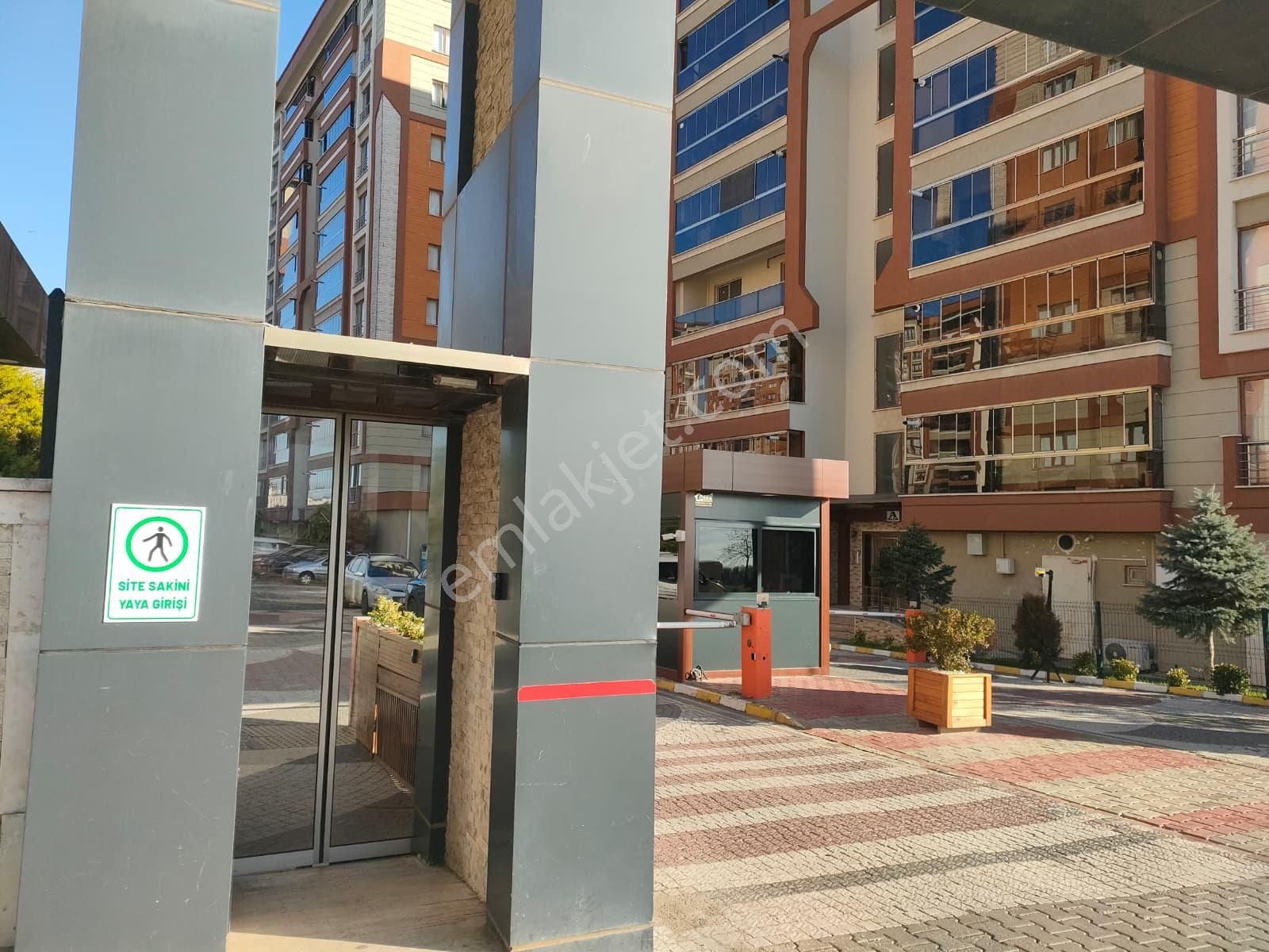 Remax Land'ten Kervancı Cıty 3’te Site İçinde 2+1 Satılık Daire - Görsel 3