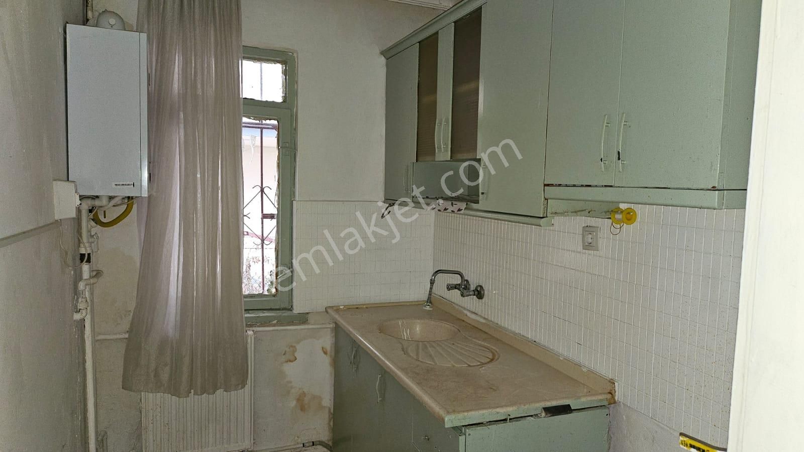 Abidin Paşada Kiralık 2+1 Bahçe Katı Daire - Görsel 9