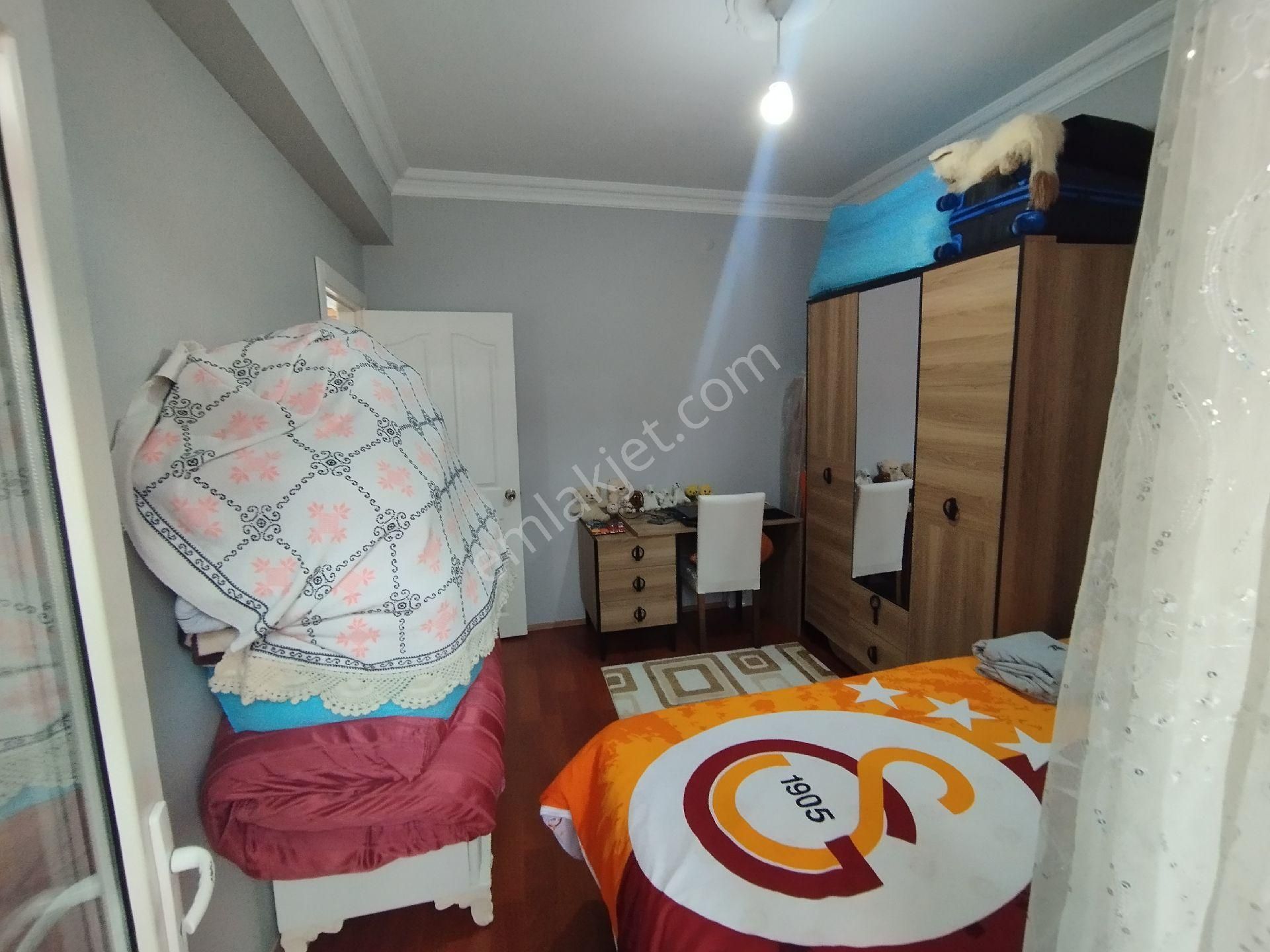 Ömerağa Mahallesi Bilici Sokakta Merkezi Konumlu Geniş 2+1 Daire - Görsel 8