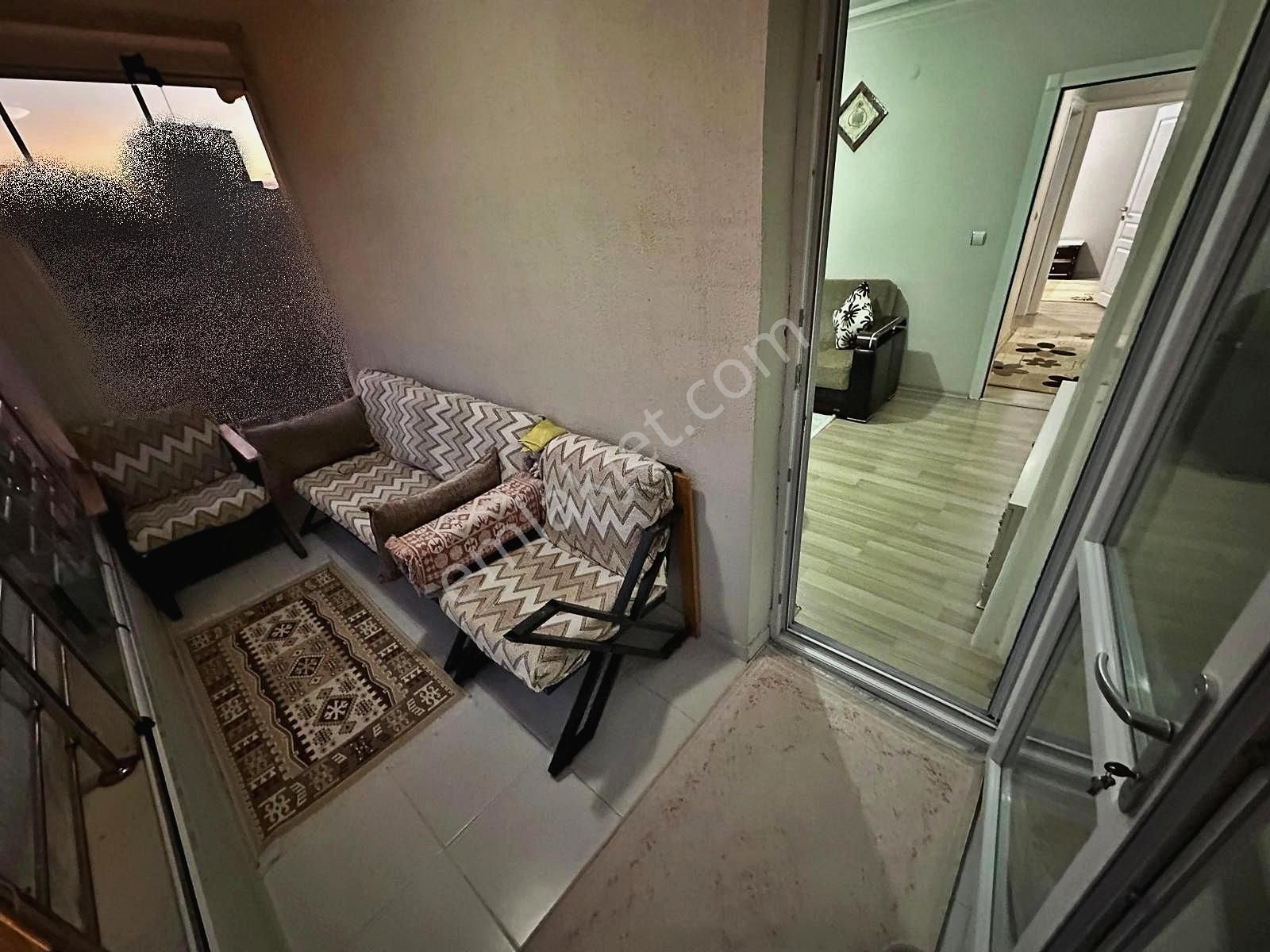 Yenikent 29 Ekim'de 3+1 Son Katta Asansörlü Çift Balkonlu Daire - Görsel 7