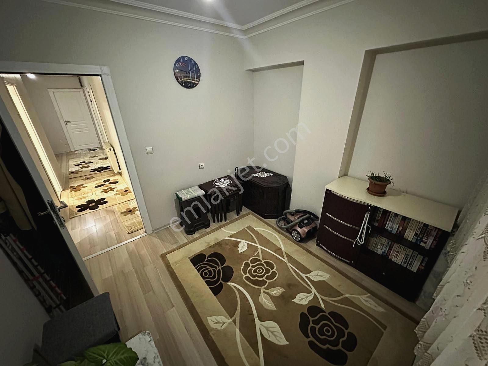 Yenikent 29 Ekim'de 3+1 Son Katta Asansörlü Çift Balkonlu Daire - Görsel 29