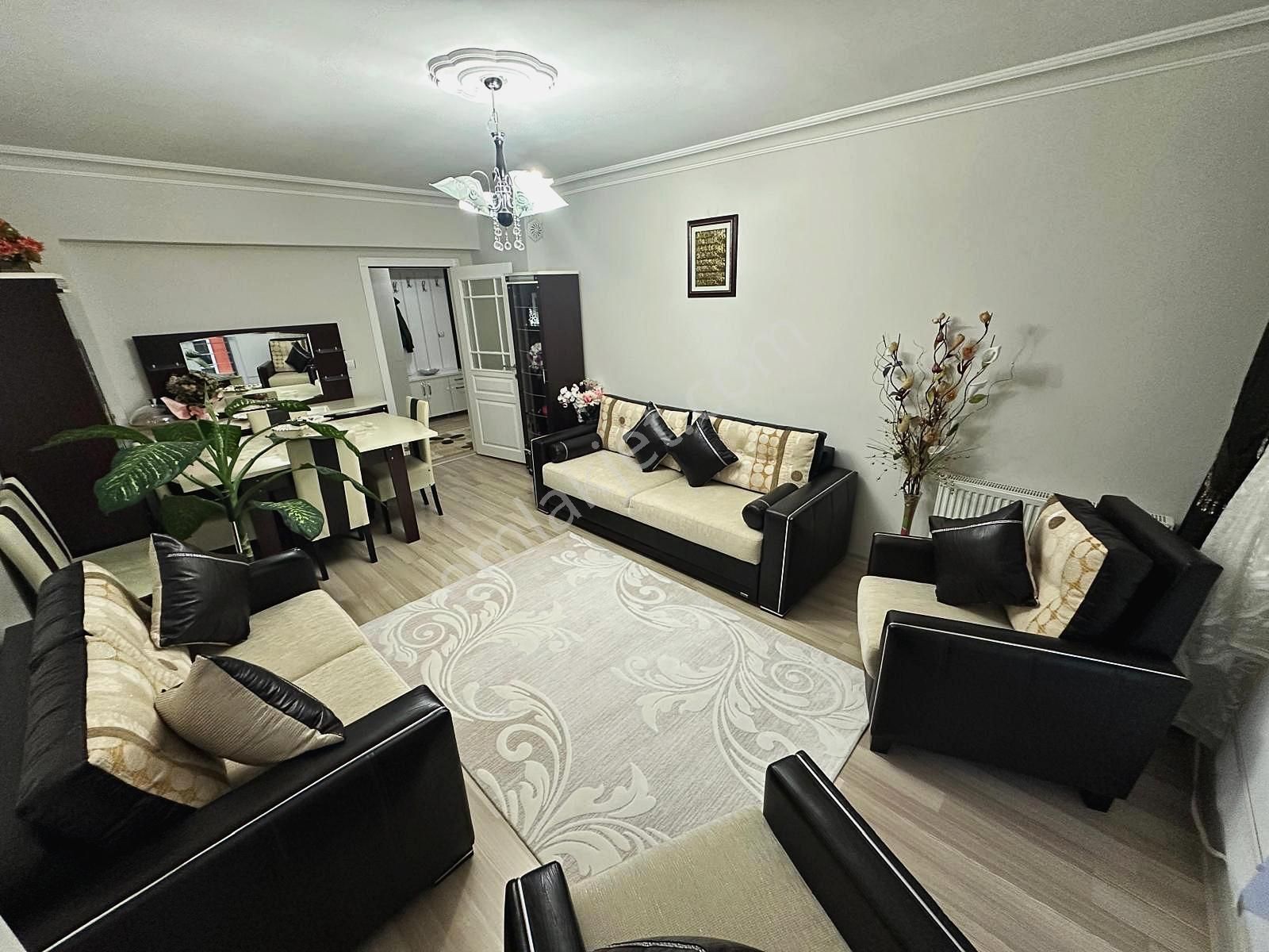 Yenikent 29 Ekim'de 3+1 Son Katta Asansörlü Çift Balkonlu Daire - Görsel 14