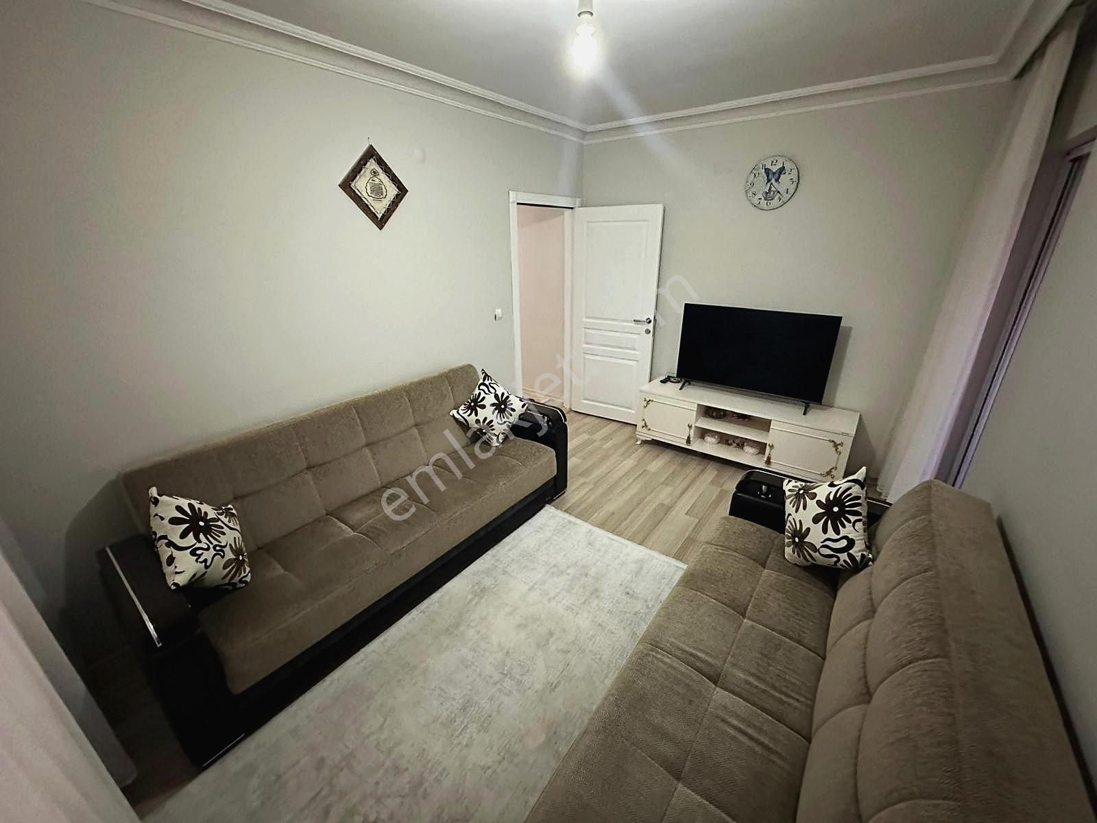 Yenikent 29 Ekim'de 3+1 Son Katta Asansörlü Çift Balkonlu Daire - Görsel 16