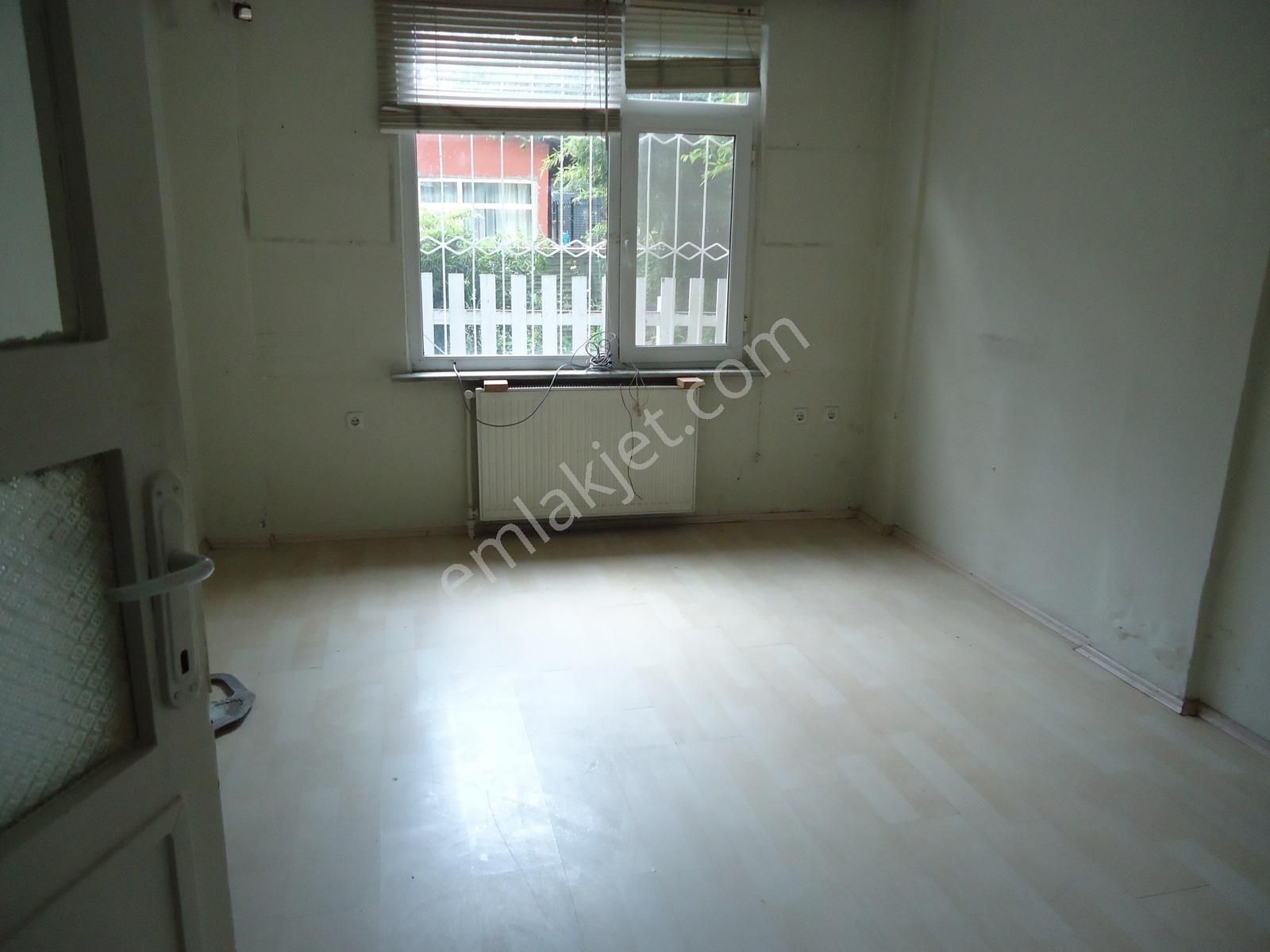 Bahcelievlerde Mustakil Bahceli Villa - Görsel 5