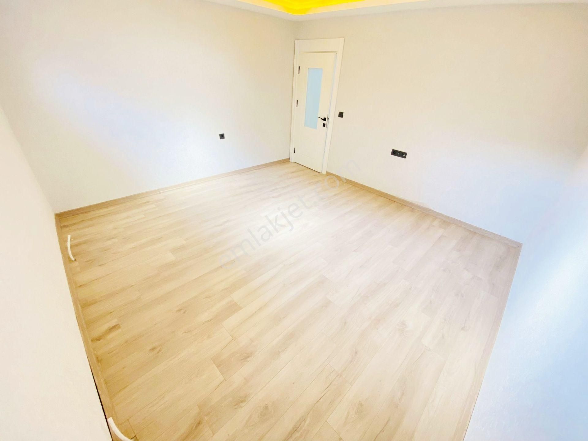 Merkezi Konumda Emsalsiz İşcilikte Çok Geniş 3+1 Fırsat Daire - Görsel 20