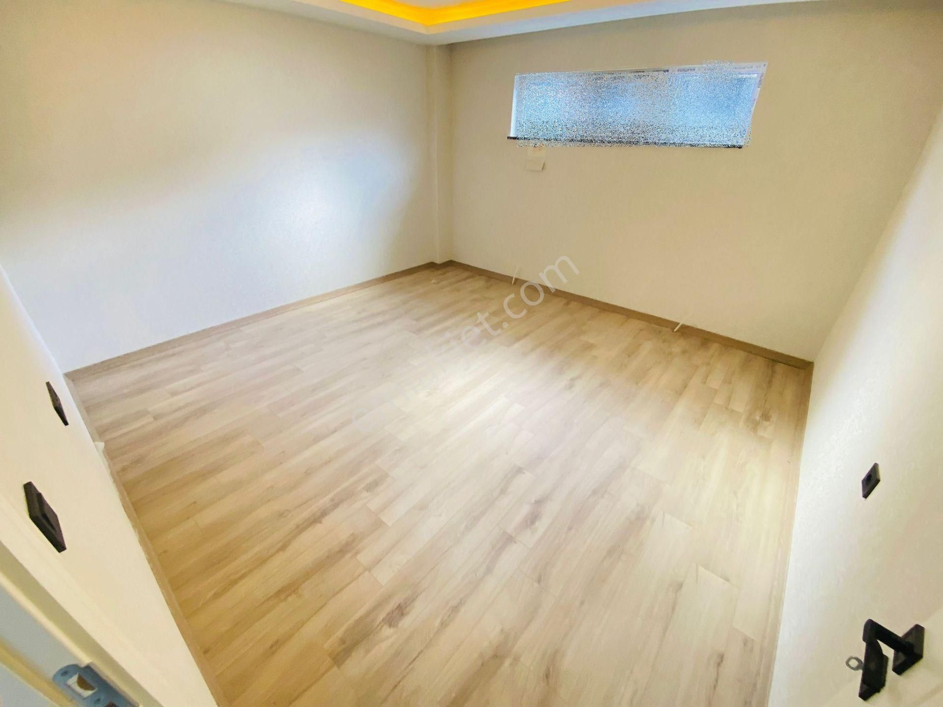 Merkezi Konumda Emsalsiz İşcilikte Çok Geniş 3+1 Fırsat Daire - Görsel 22