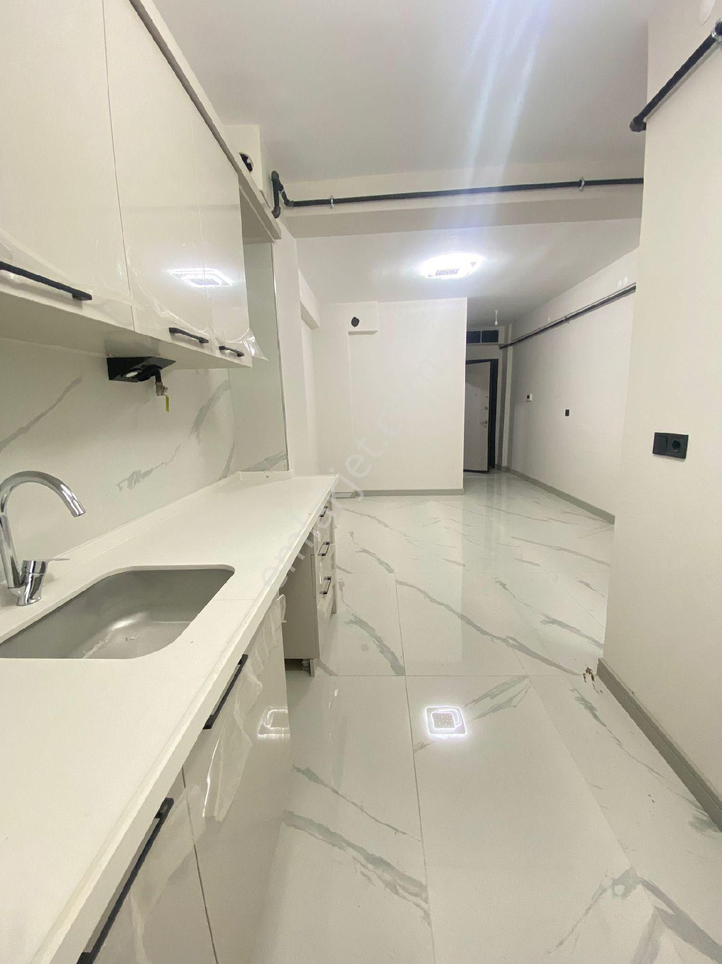 Eğitimciler Caddesi Dibi Balkonlu - Görsel 8