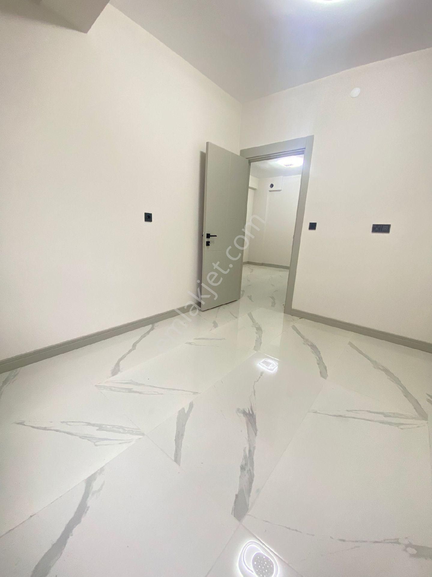 Eğitimciler Caddesi Dibi Balkonlu - Görsel 5