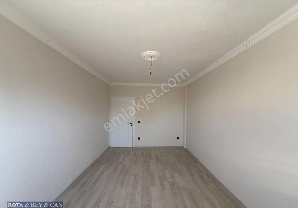 Rota'dan | Caddeye Yakın | Ebeveyn Banyolu | 3+1 Mükemmel Daire - Görsel 12