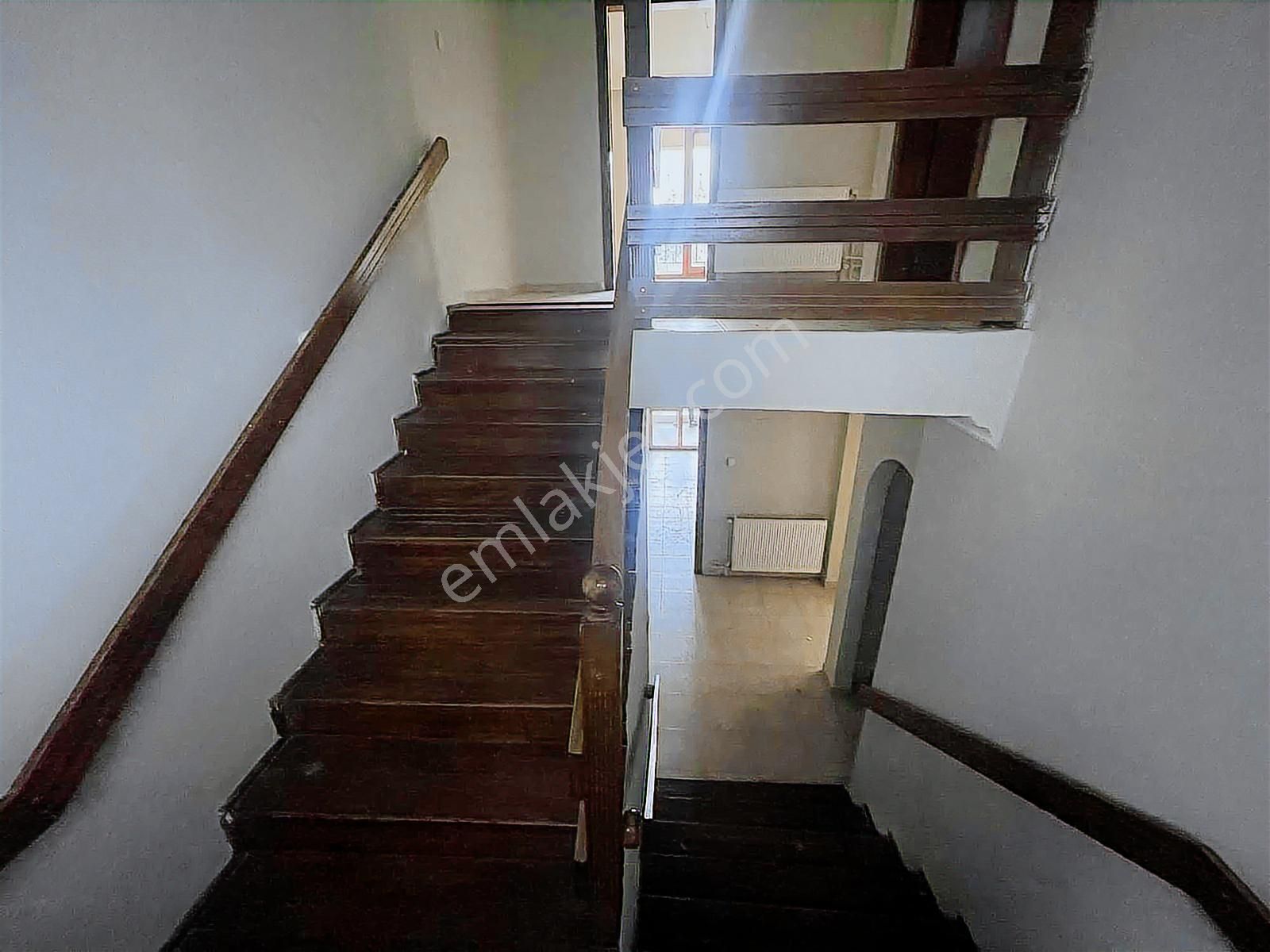 Birlik'te 1 Katta Boş Asansörlü 3+1 Satılık Dublex Daire - Görsel 2