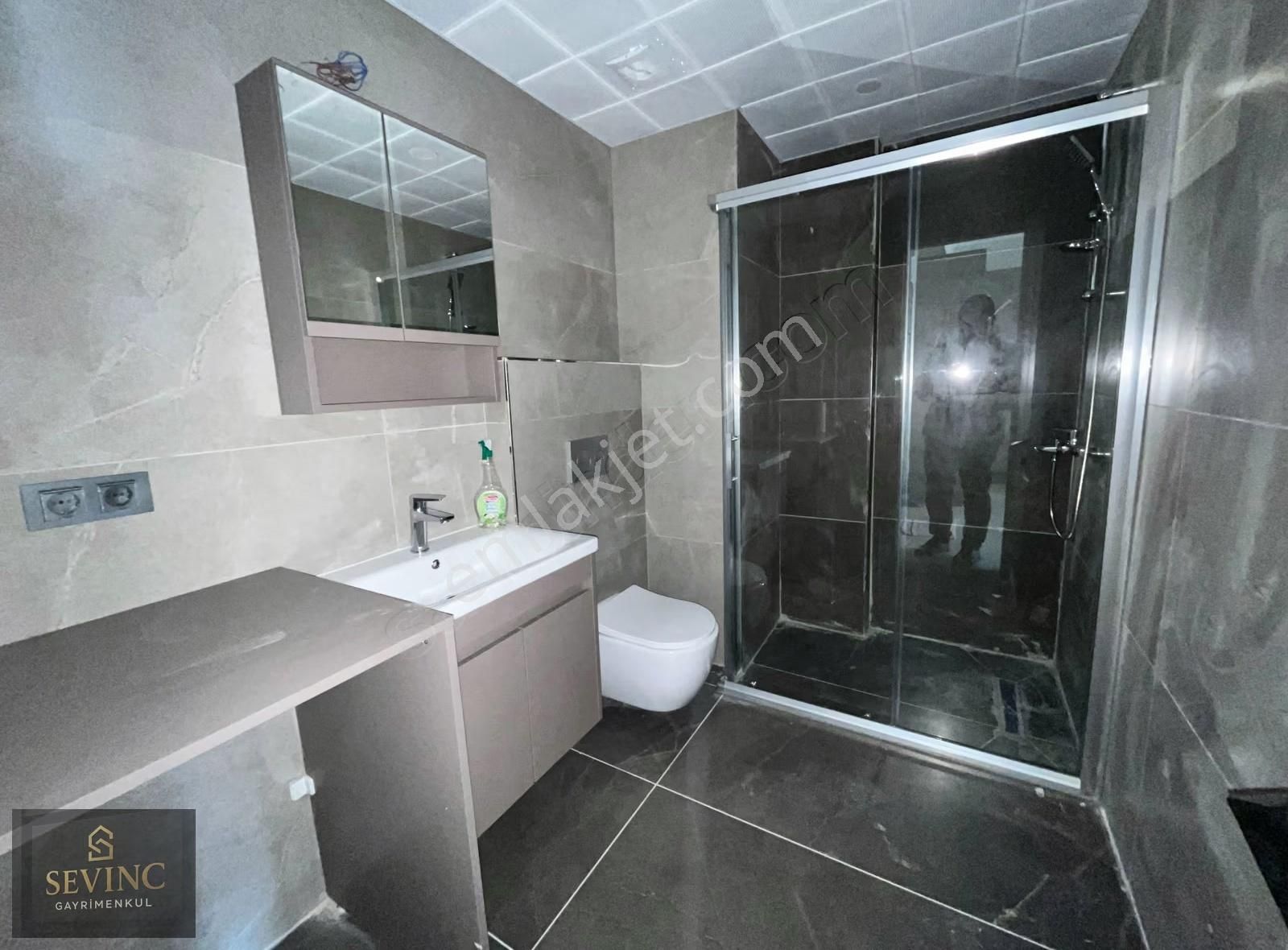 Sevinç'ten Cadde Port'ta Ön Cephe Manzaralı 1+1 Kiralık Daire - Görsel 21