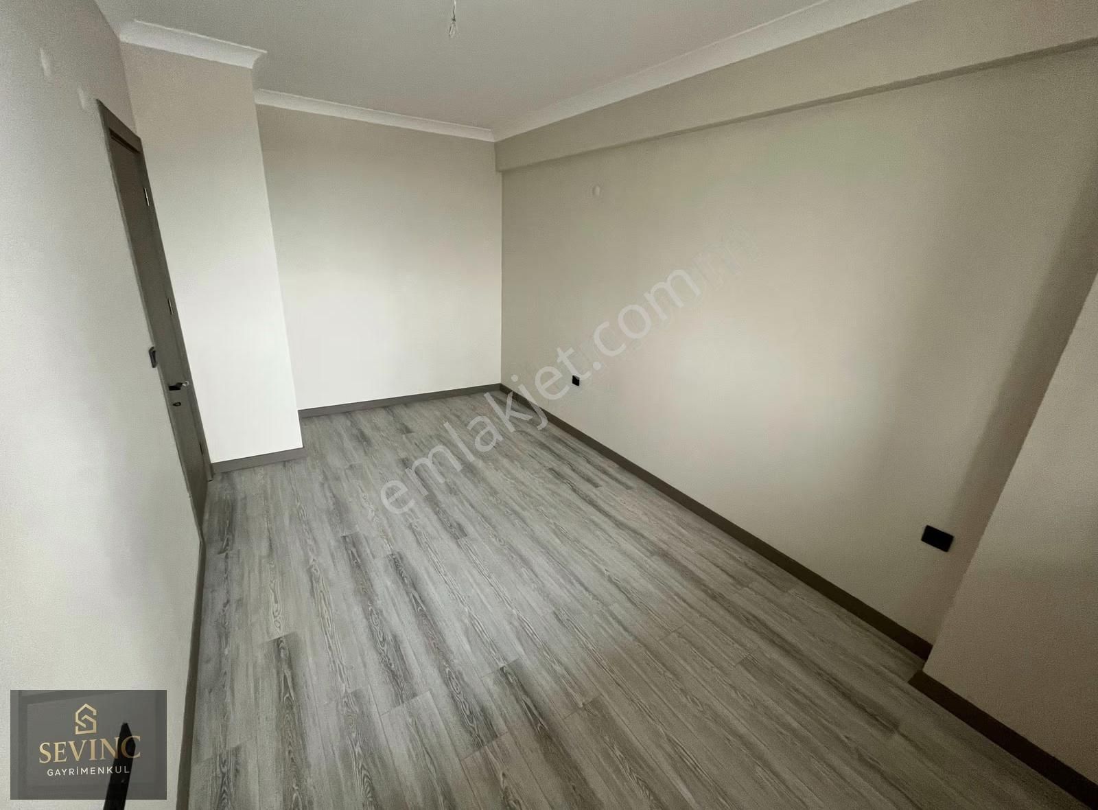 Sevinç'ten Cadde Port'ta Ön Cephe Manzaralı 1+1 Kiralık Daire - Görsel 22