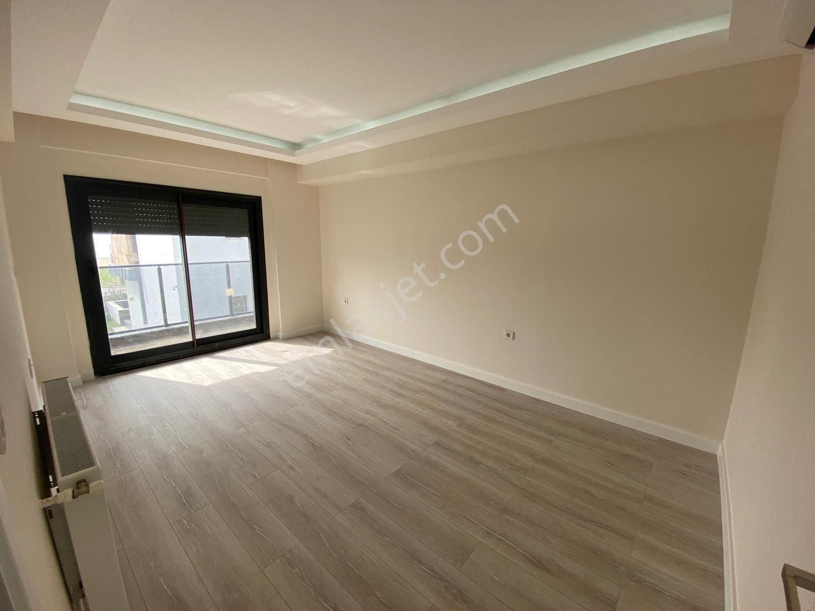 Gümüldür / Özdere’de Bahçeli, Havuzlu Ve Denize Yakın Lüks Villa - Görsel 14