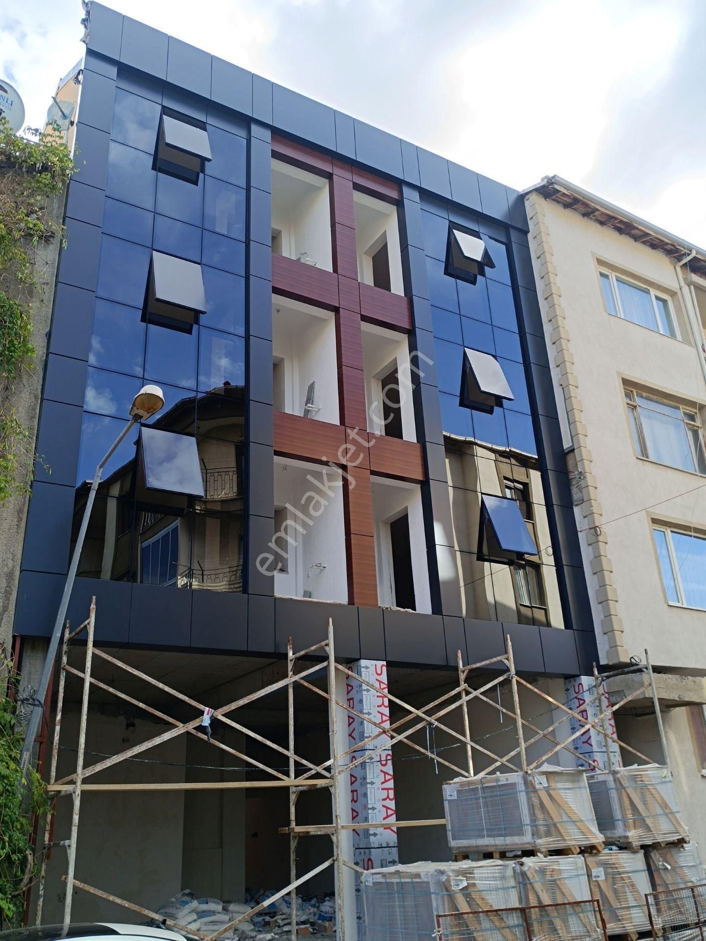 Yerden Isıtmalı Anahtar Teslim Lüks Dükkan + Apartlar - Görsel 6