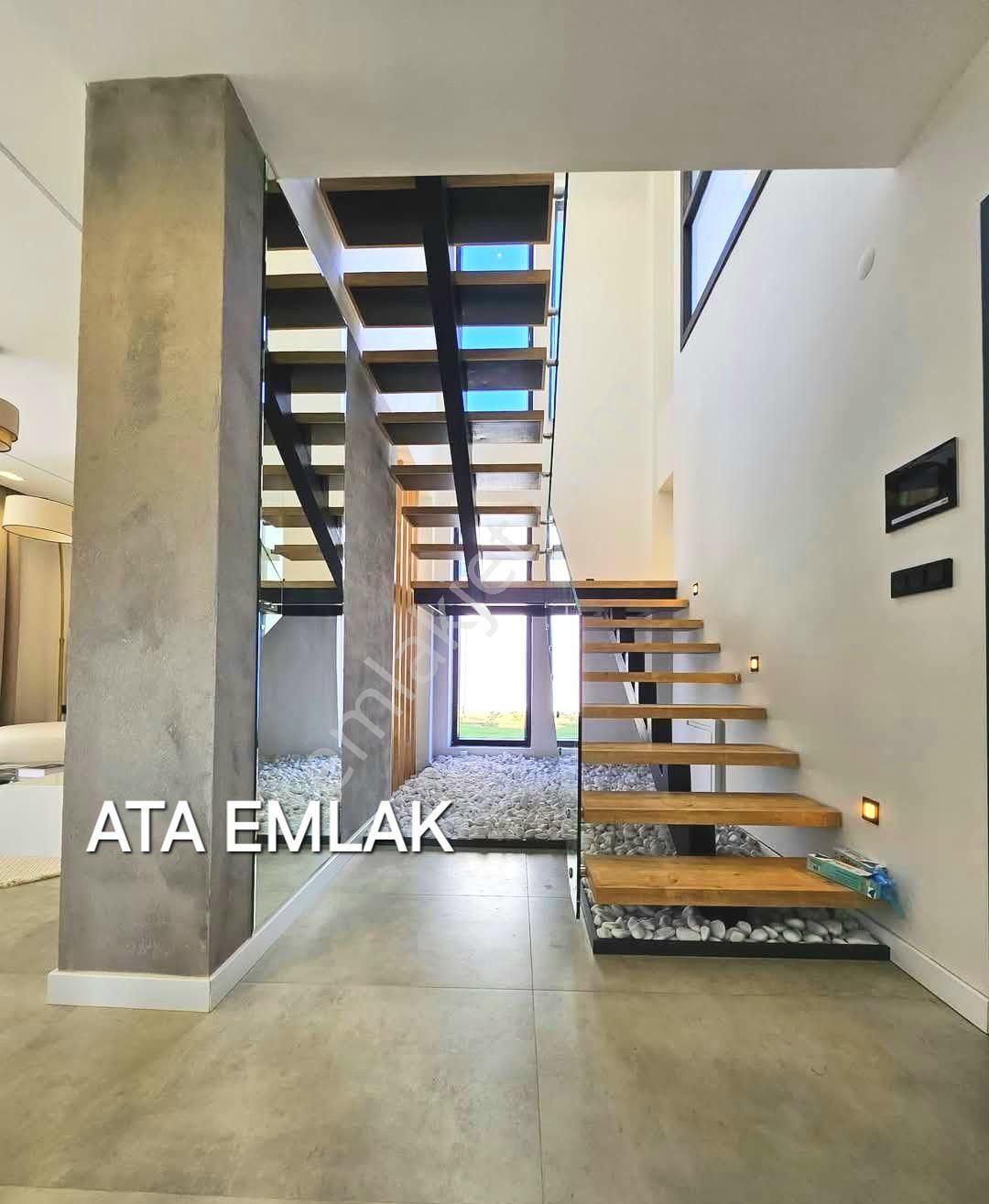 Ata Emlak'tan Özel Havuzlu Köşe Konumlu Bahçeli Sıfır Villa - Görsel 10