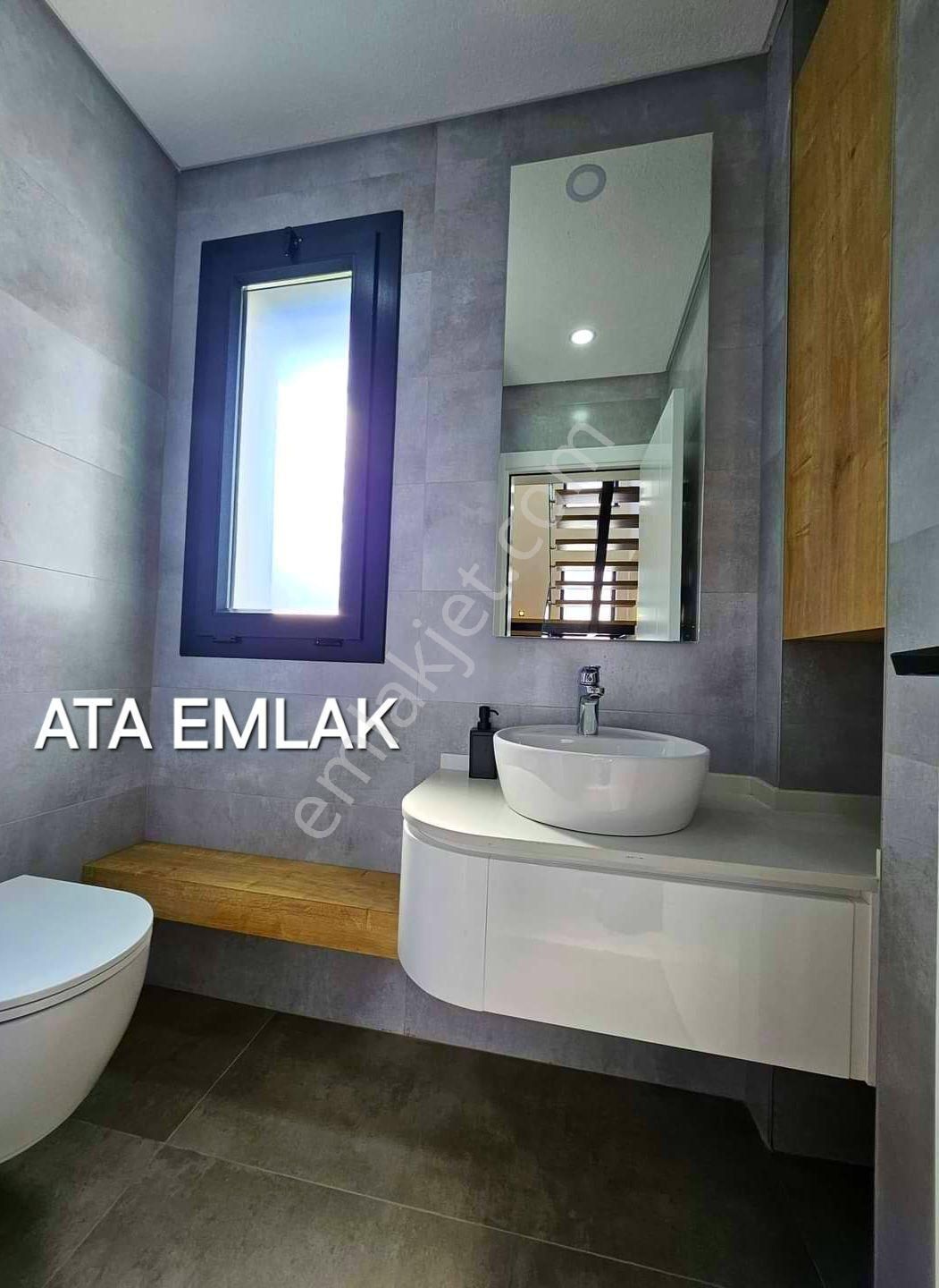 Ata Emlak'tan Özel Havuzlu Köşe Konumlu Bahçeli Sıfır Villa - Görsel 11