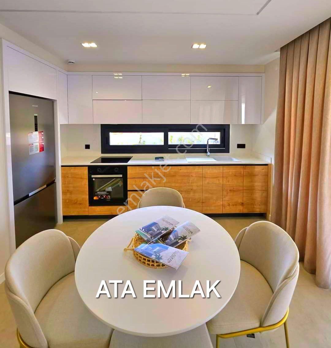 Ata Emlak'tan Özel Havuzlu Köşe Konumlu Bahçeli Sıfır Villa - Görsel 4